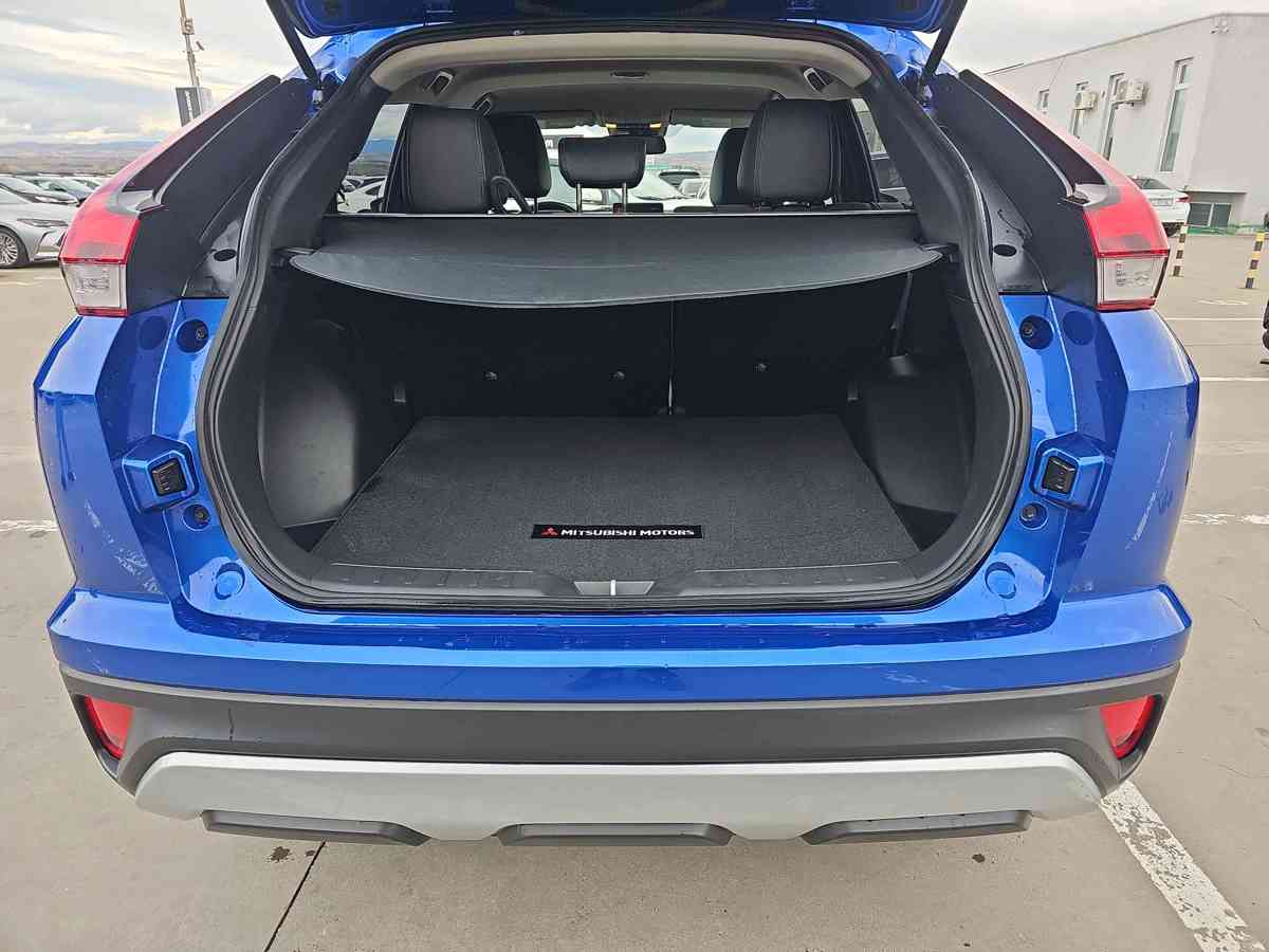 MITSUBISHI Eclipse Cross 2022 - 10