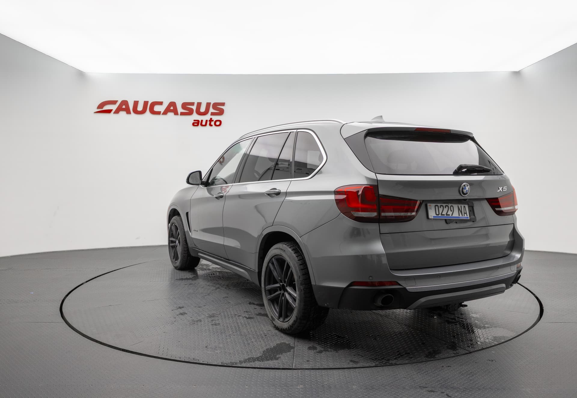 BMW X5 2015 - 6