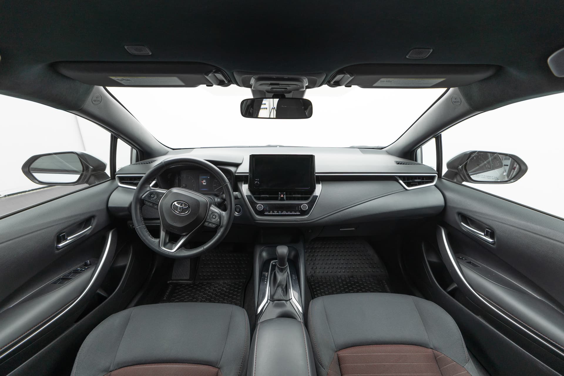TOYOTA Corolla 2023 - 9