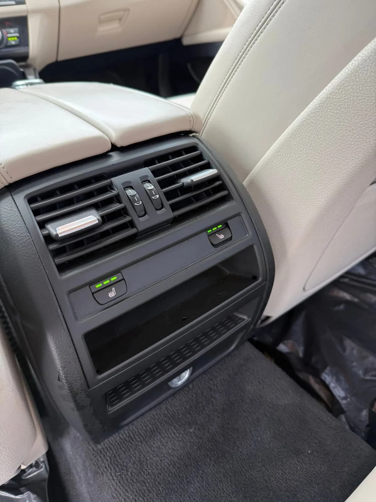 BMW 5 Series 2014 - 12