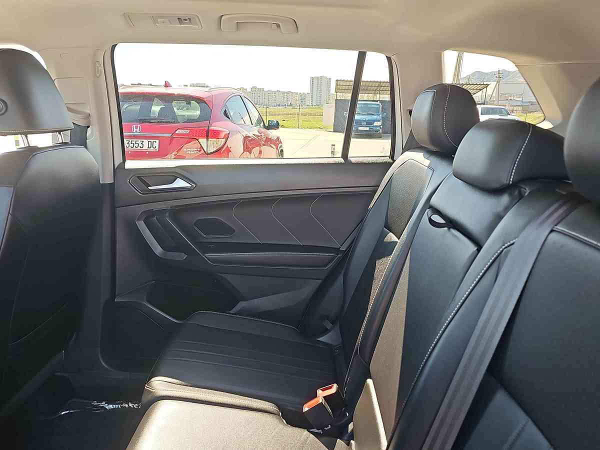 VOLKSWAGEN Tiguan 2022 - 7
