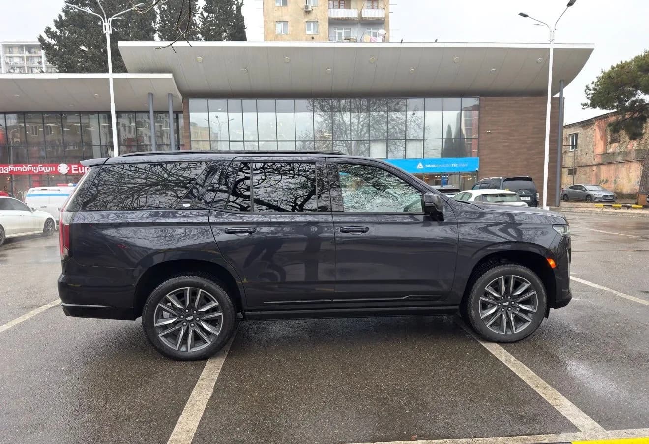 Cadillac Escalade 2023 - 8