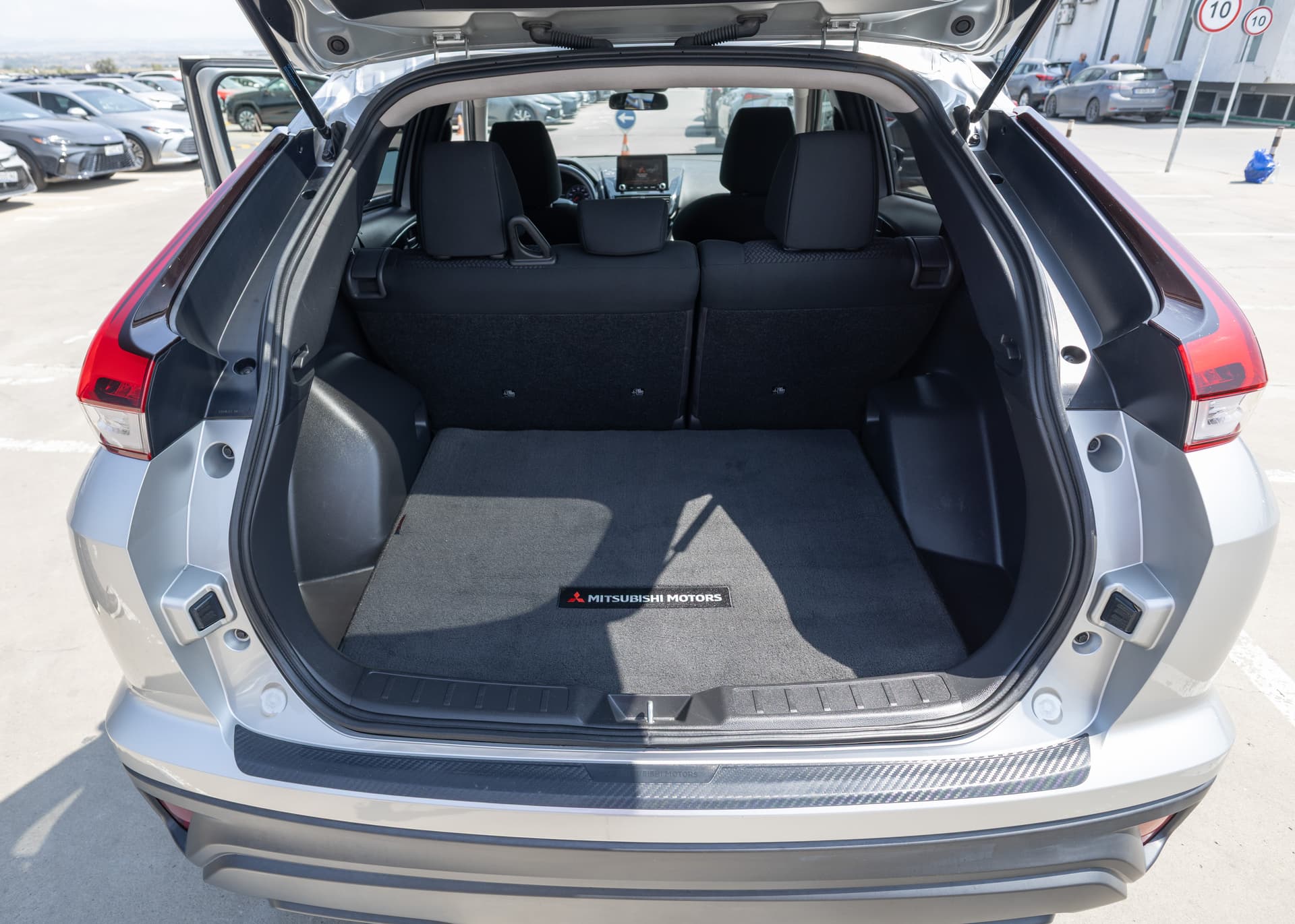 MITSUBISHI Eclipse Cross 2023 - 7