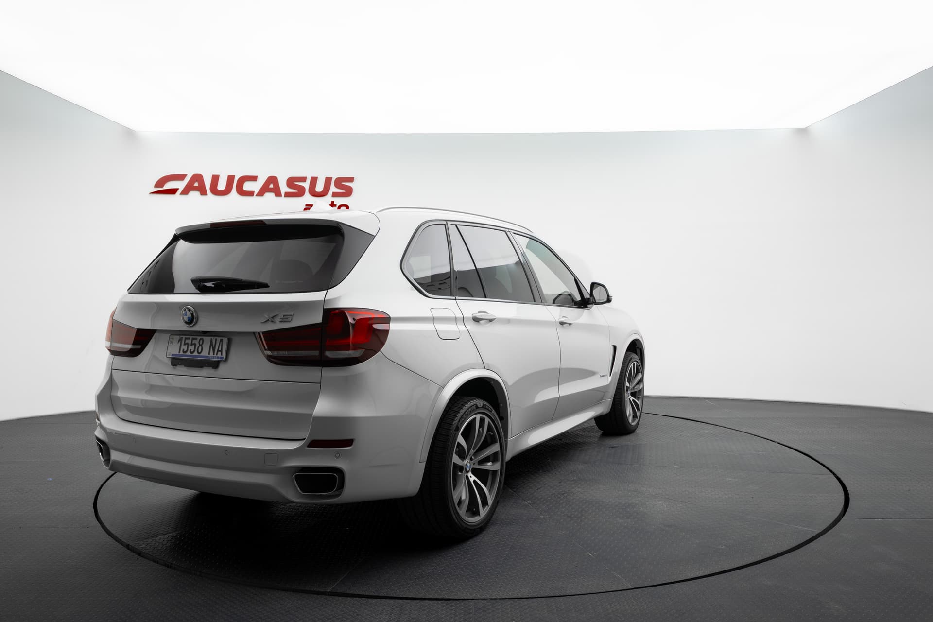 BMW X5 2015 - 4