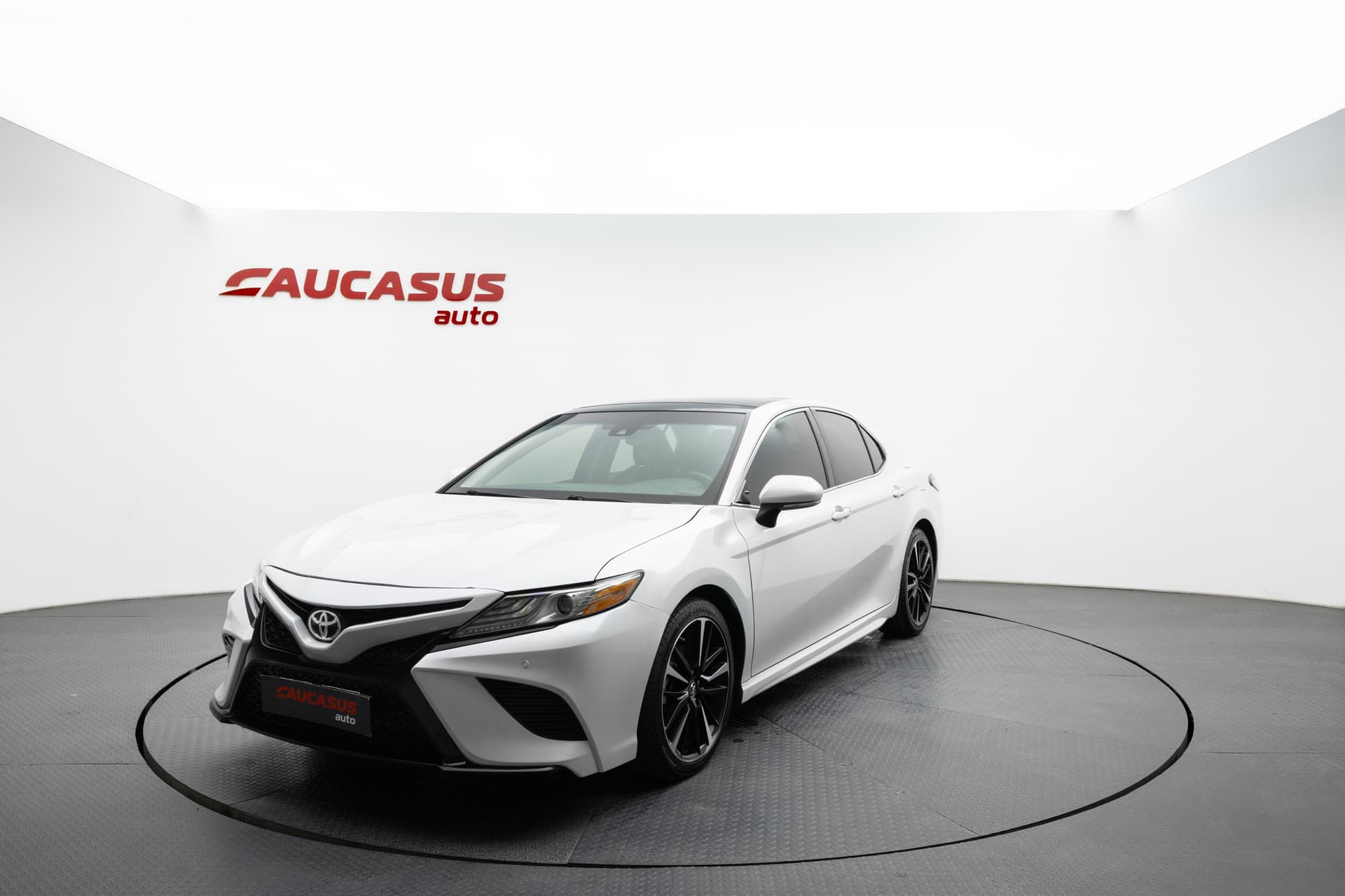 TOYOTA Camry 2018 - 1