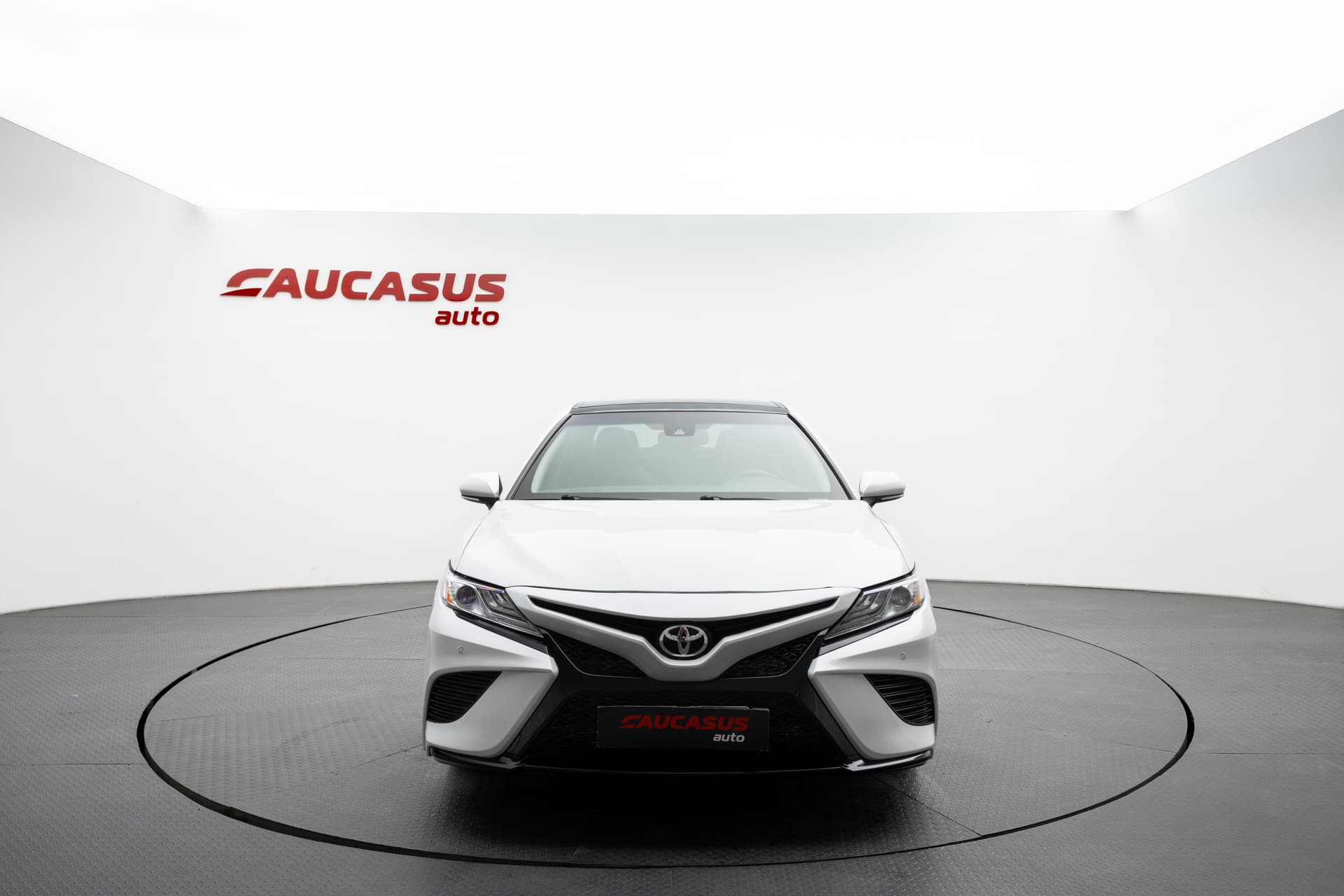 TOYOTA Camry 2018 - 2