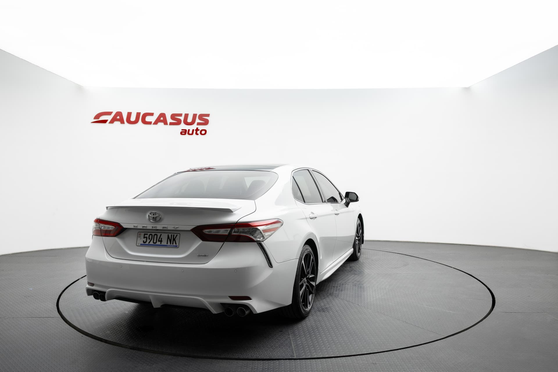 TOYOTA Camry 2018 - 4