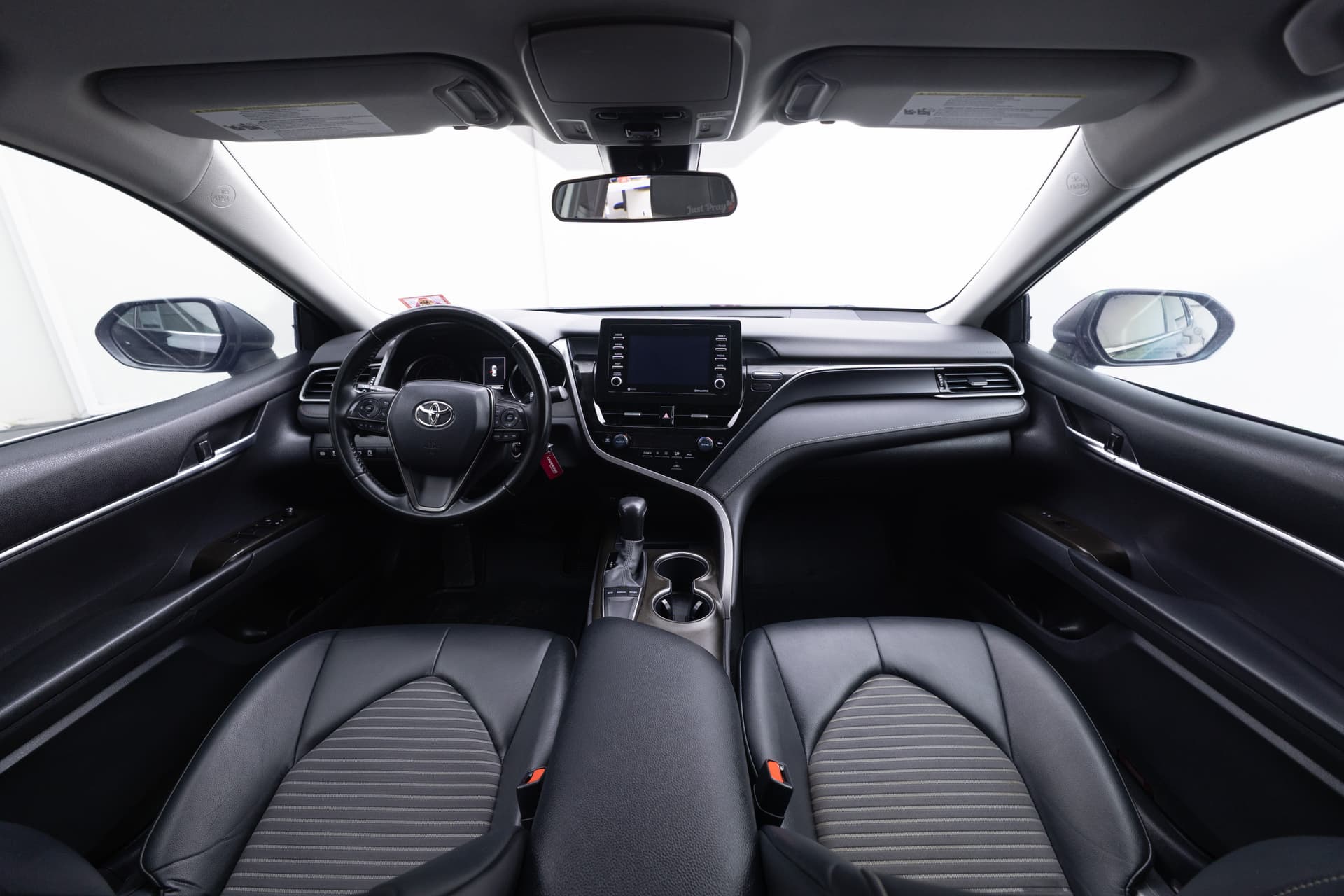TOYOTA Camry 2022 - 9