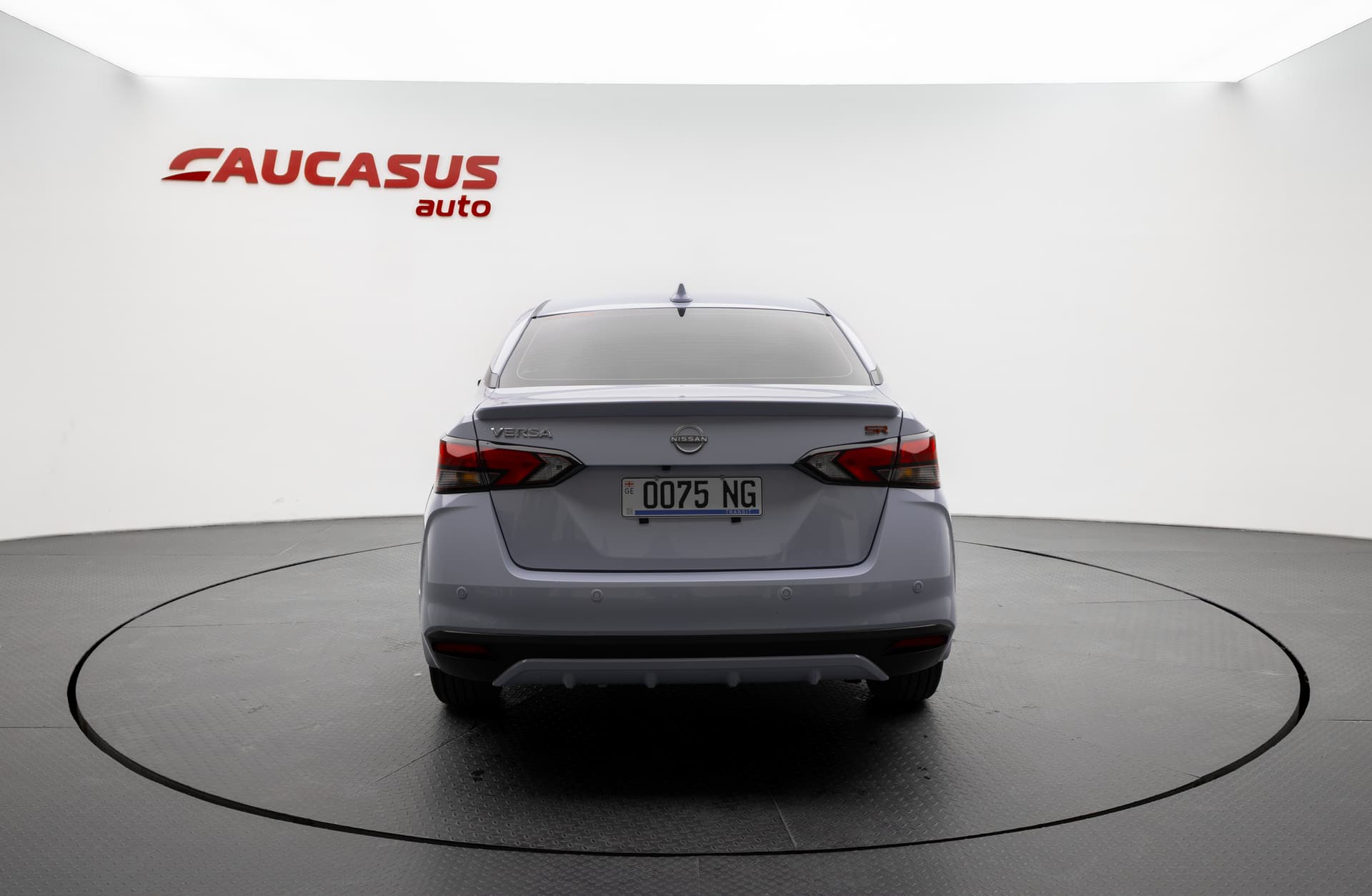 NISSAN Versa 2024 - 5