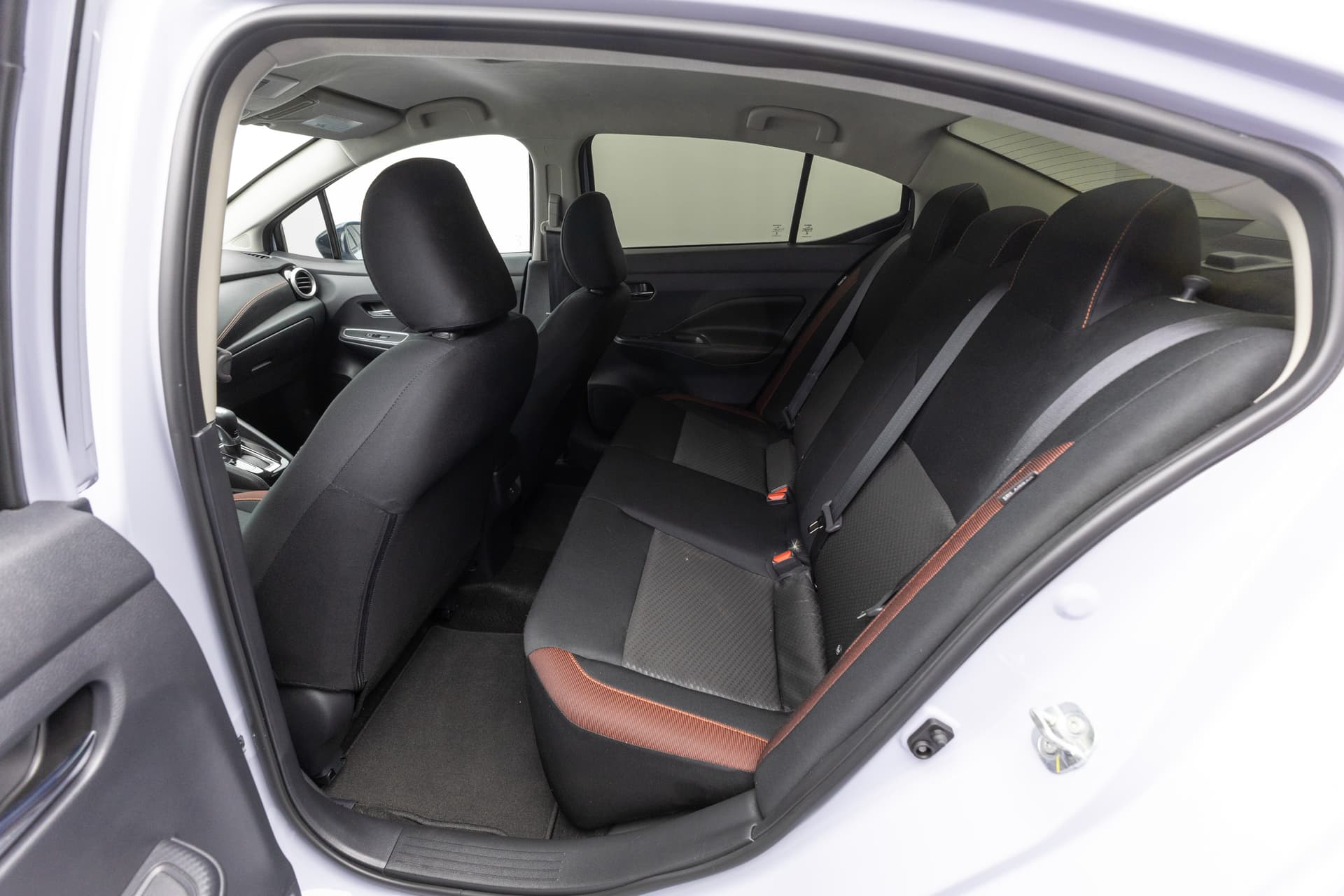 NISSAN Versa 2024 - 8