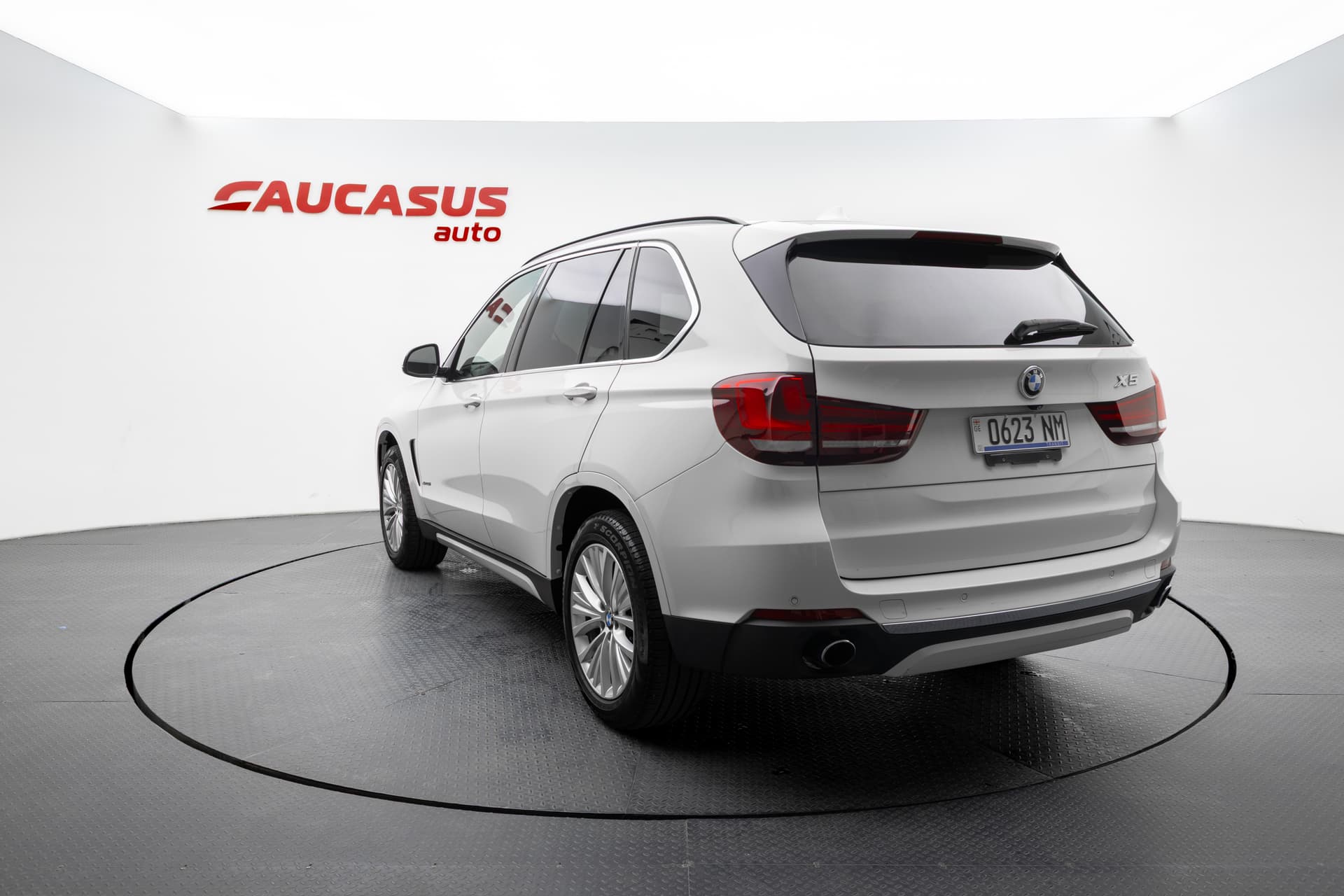 BMW X5 2015 - 6