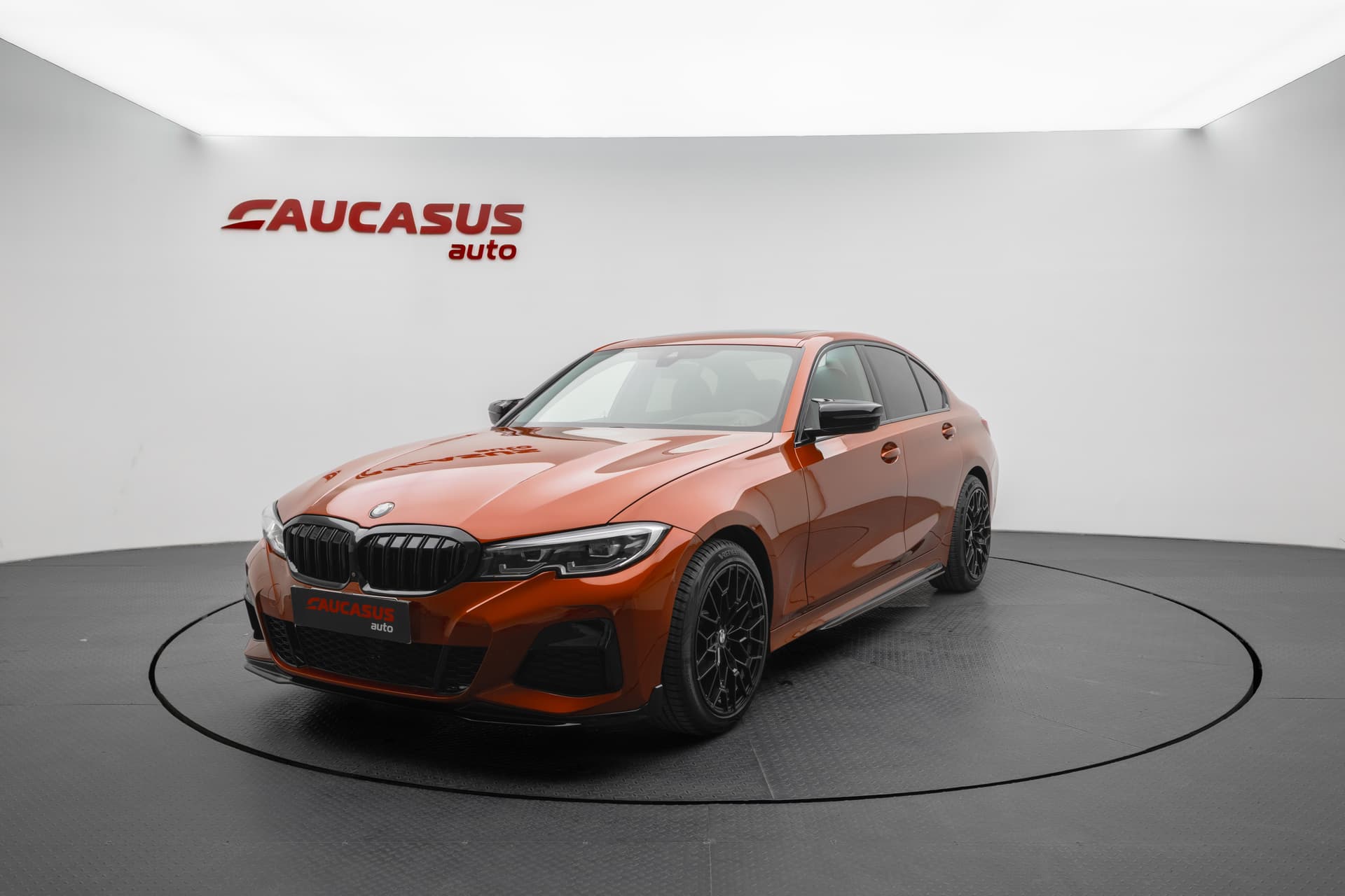 BMW 330i 2021 - 1