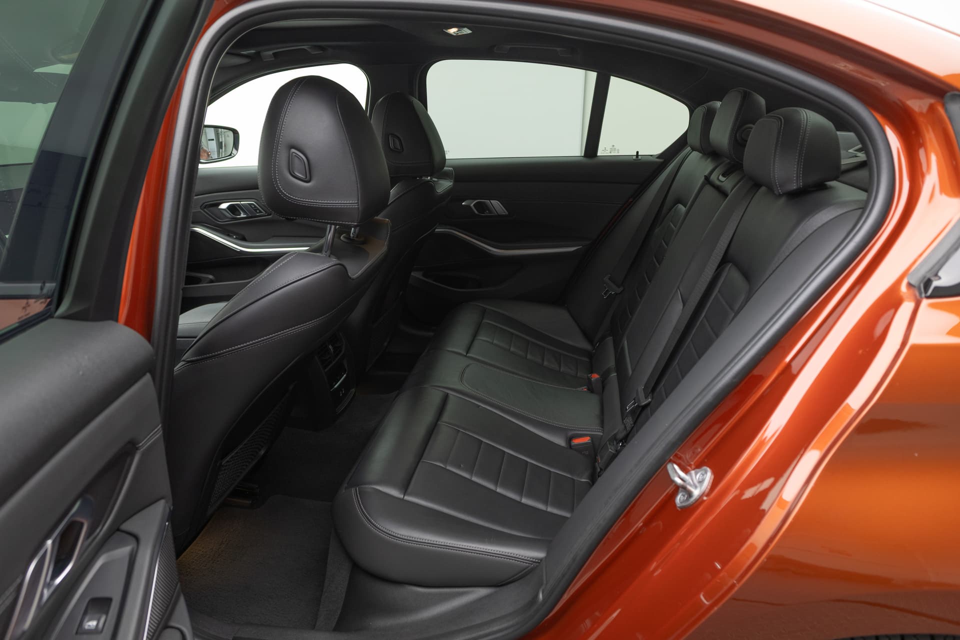 BMW 330i 2021 - 8