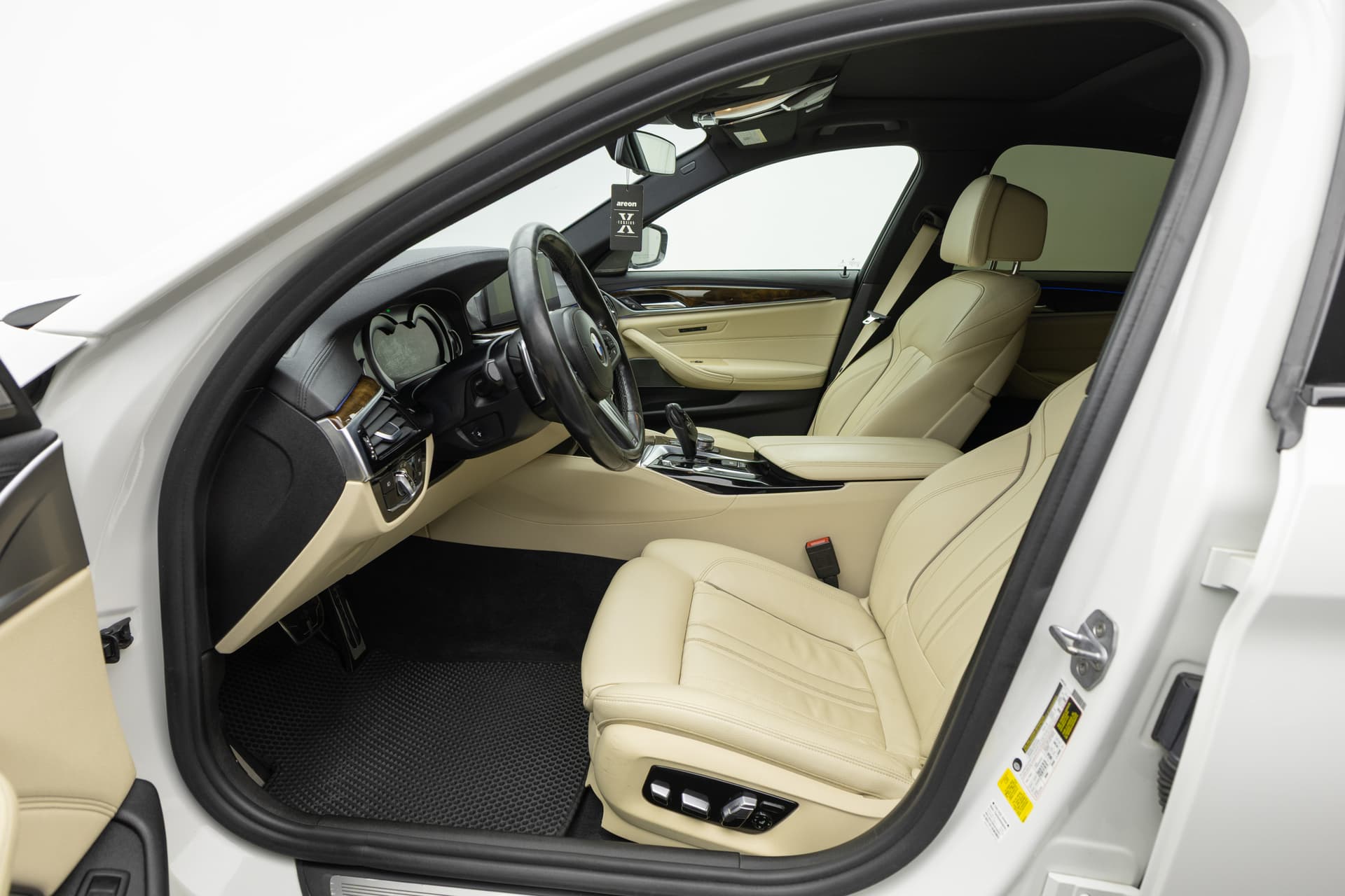 BMW 540i 2018 - 10