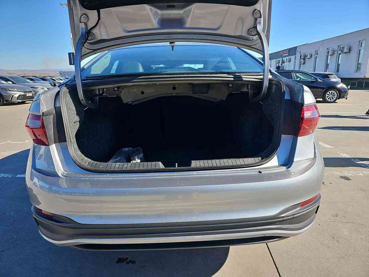 VOLKSWAGEN Jetta 2022 - 7