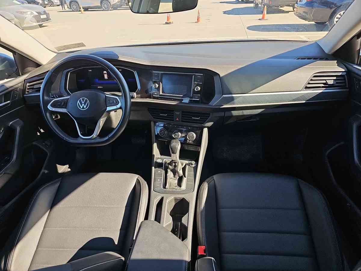 VOLKSWAGEN Jetta 2022 - 9