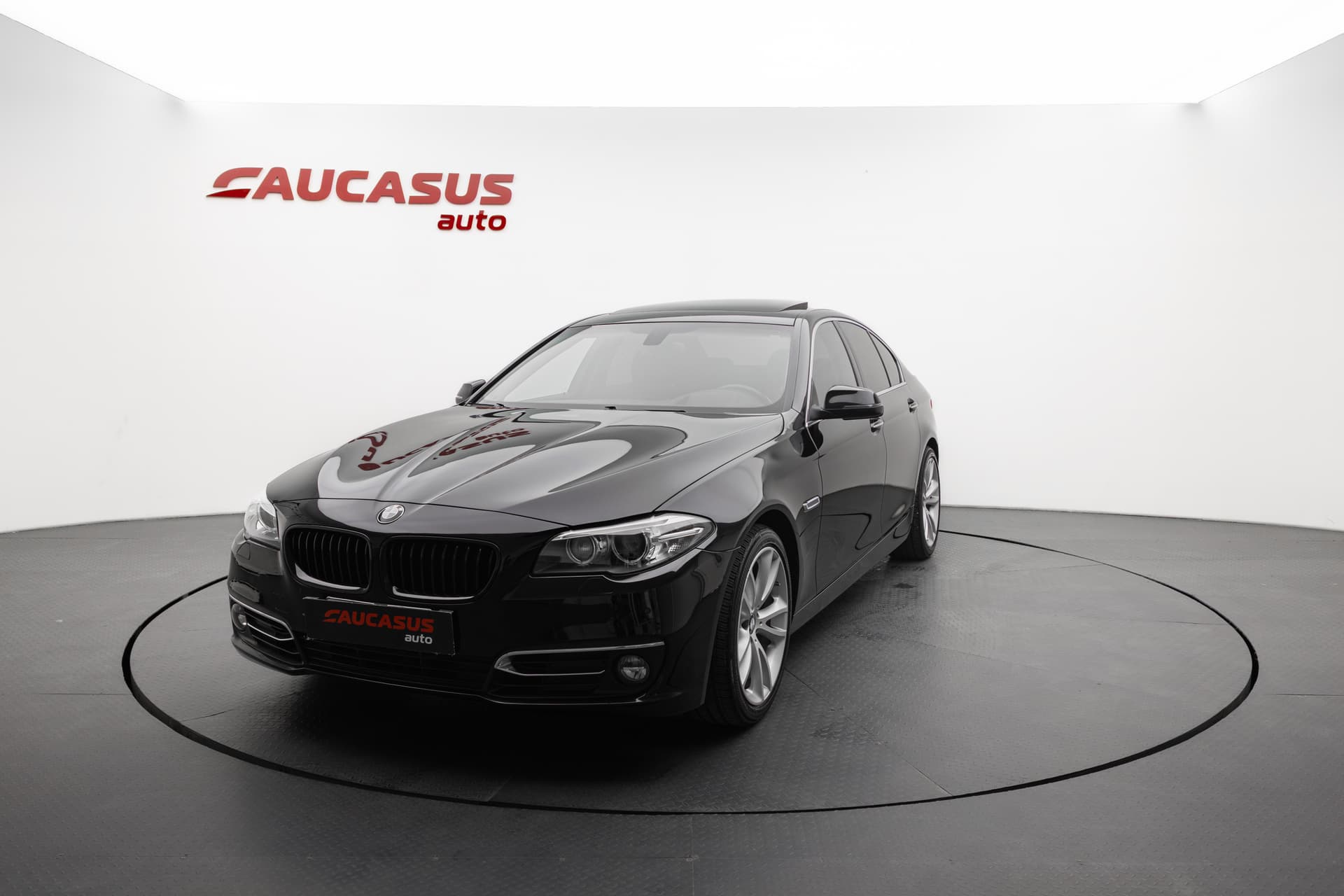BMW 528i 2016 - 1