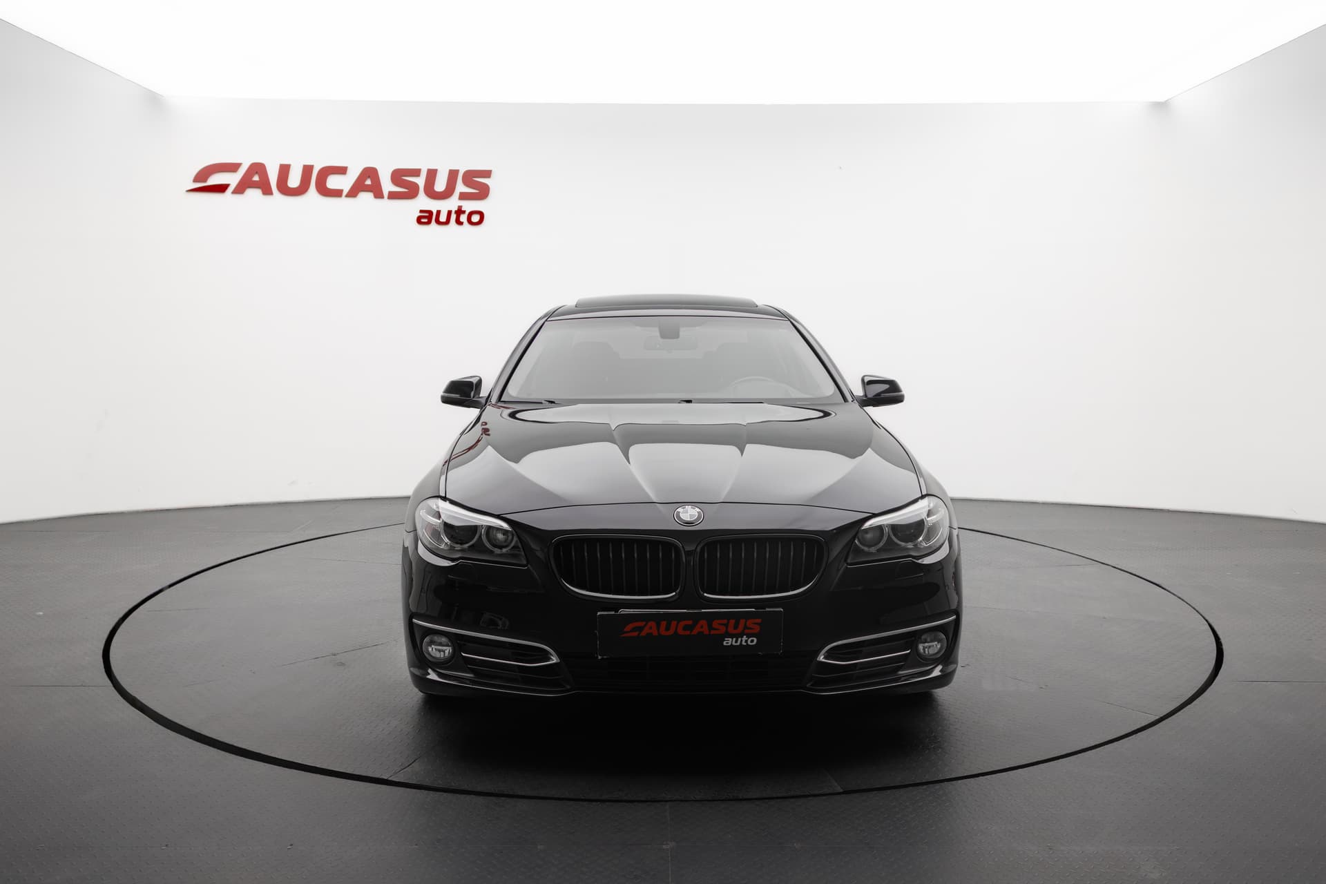 BMW 528i 2016 - 2