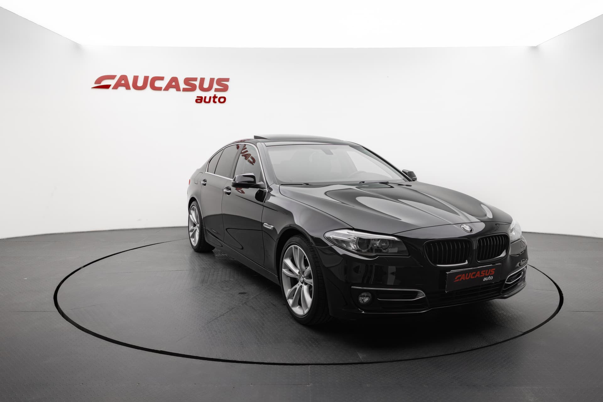 BMW 528i 2016 - 3