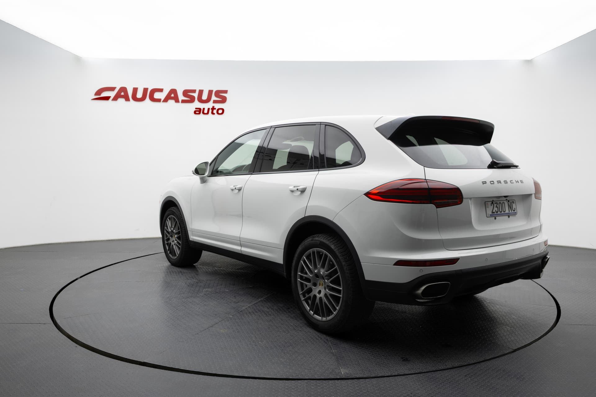 PORSCHE Cayenne 2016 - 6