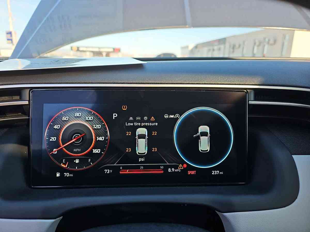 HYUNDAI Tucson 2023 - 9
