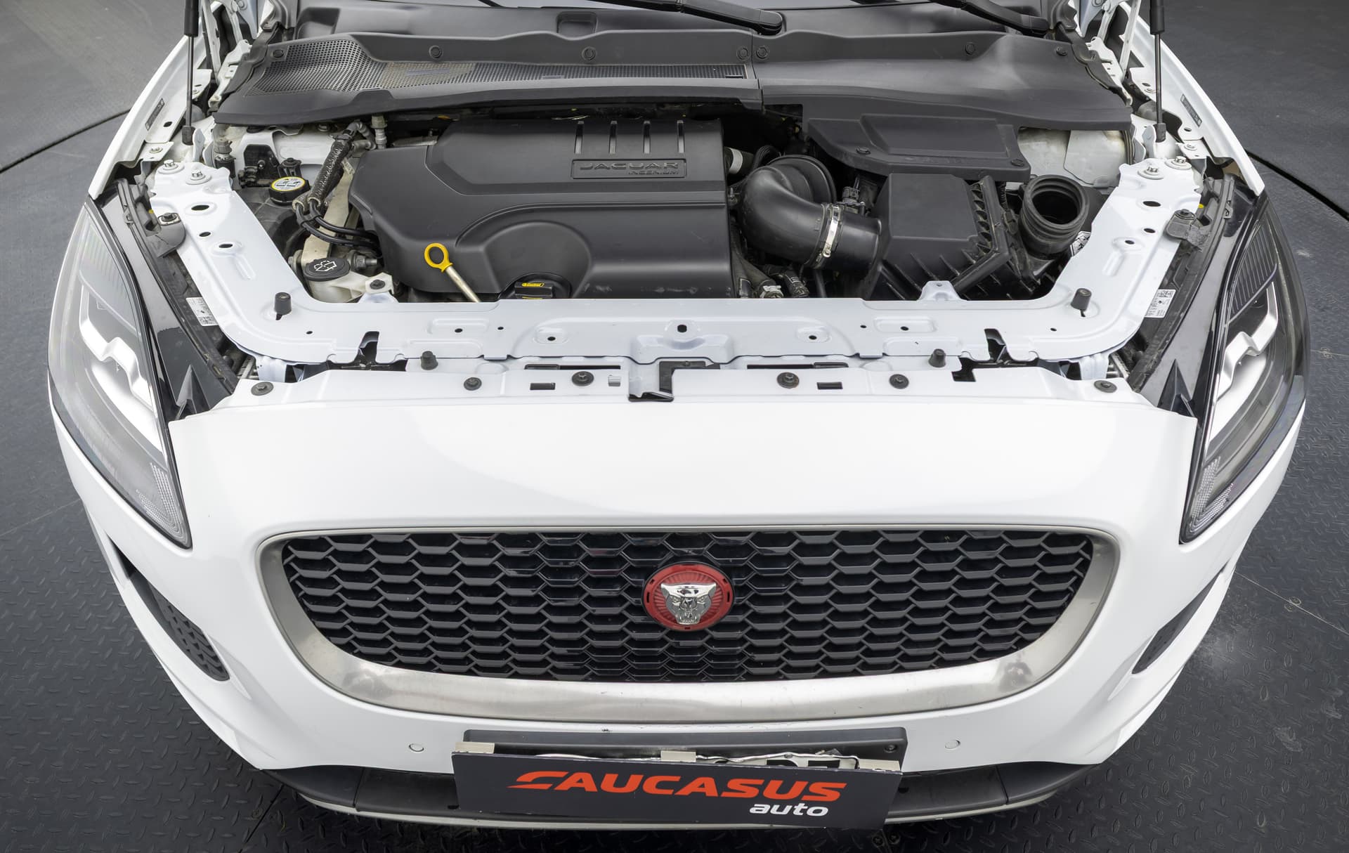 JAGUAR E-PACE 2020 - 3