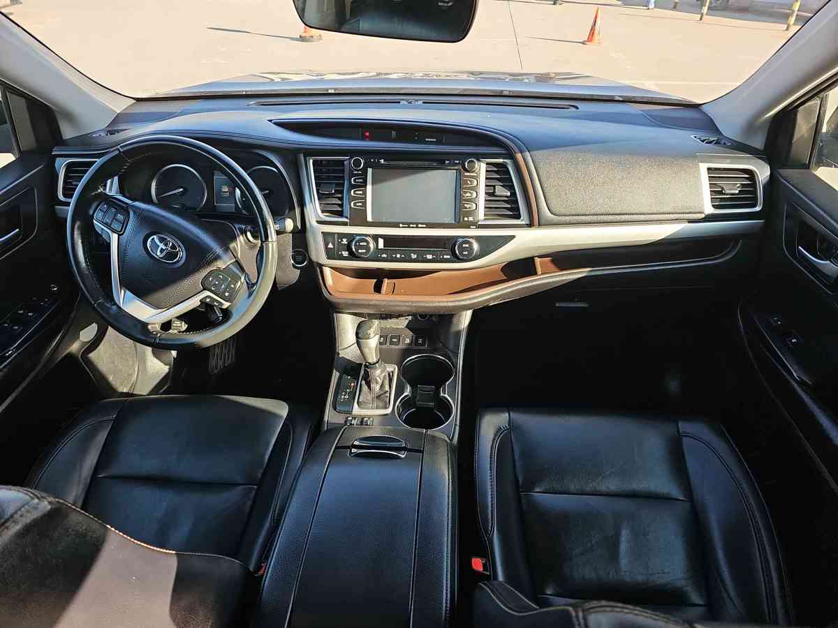 TOYOTA Highlander 2019 - 9