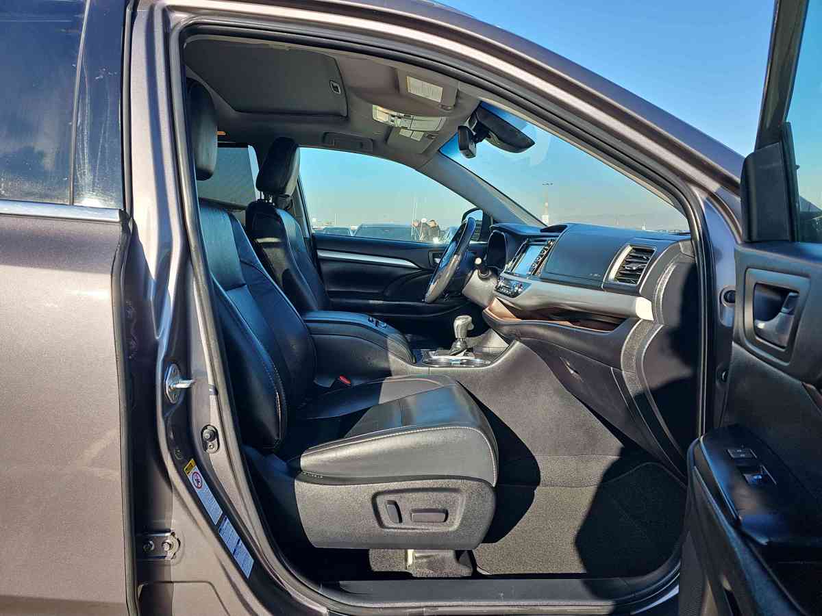 TOYOTA Highlander 2019 - 10