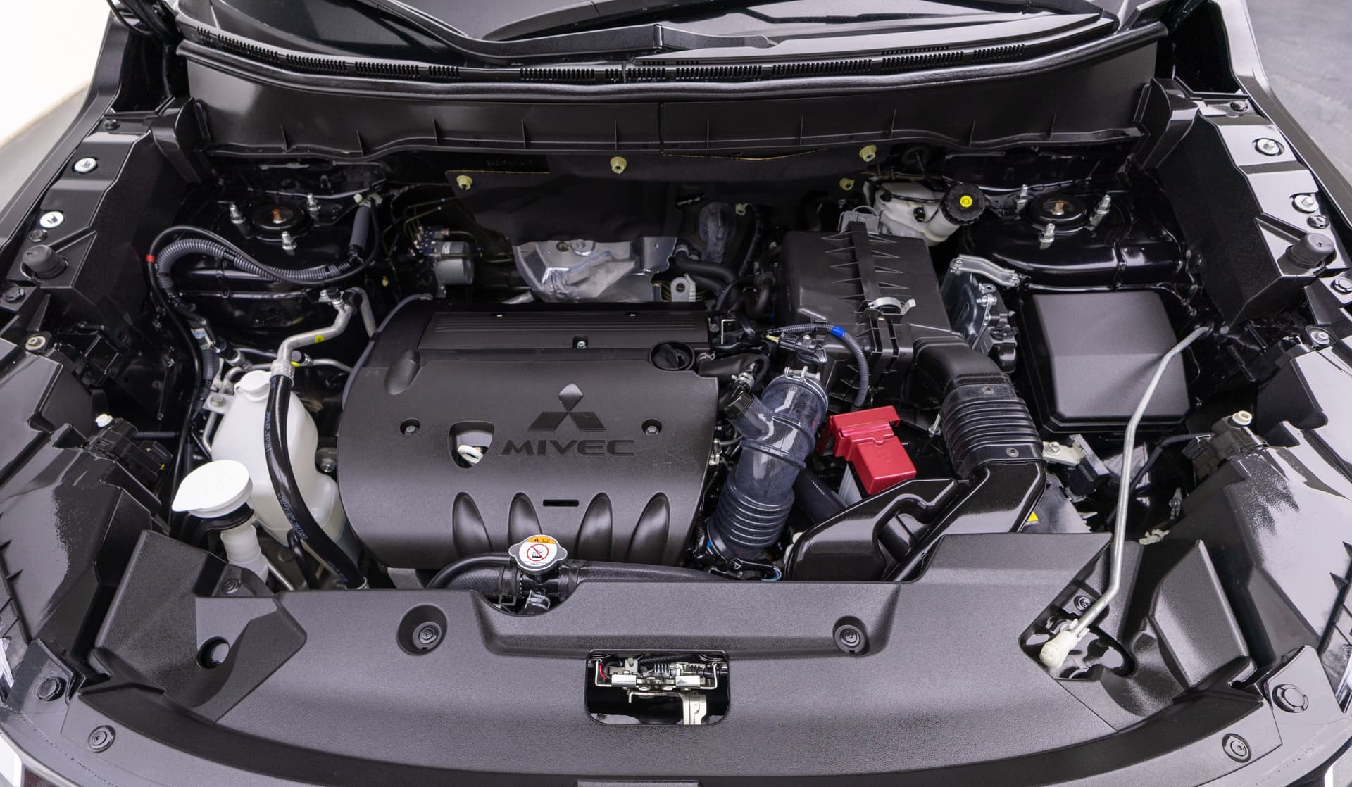 MITSUBISHI Outlander Sport 2023 - 10