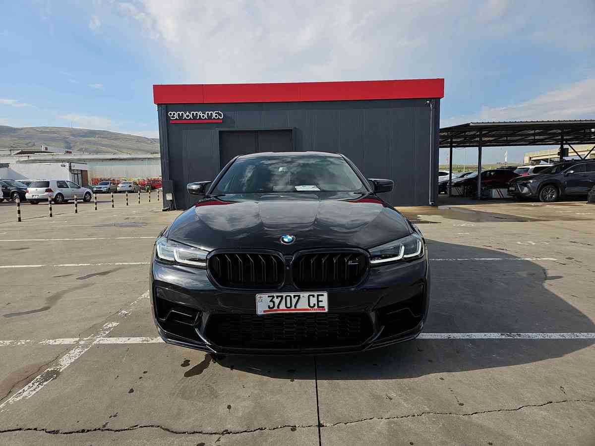 BMW M5 2021 - 2
