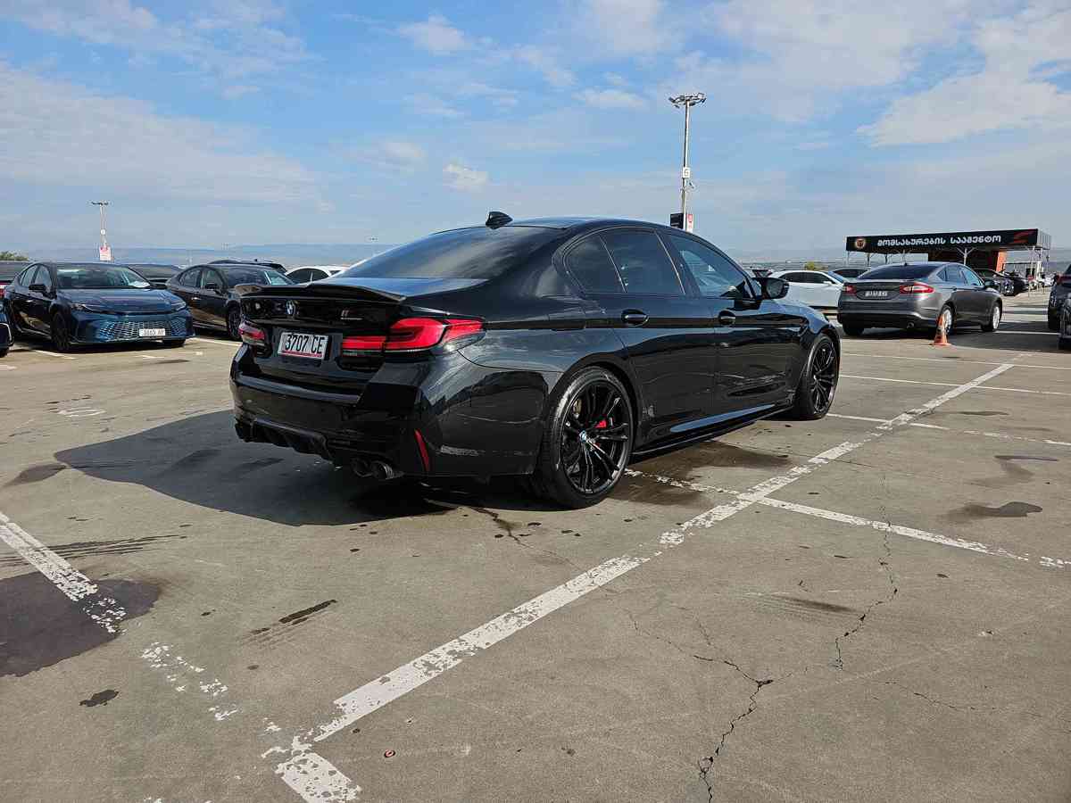 BMW M5 2021 - 4
