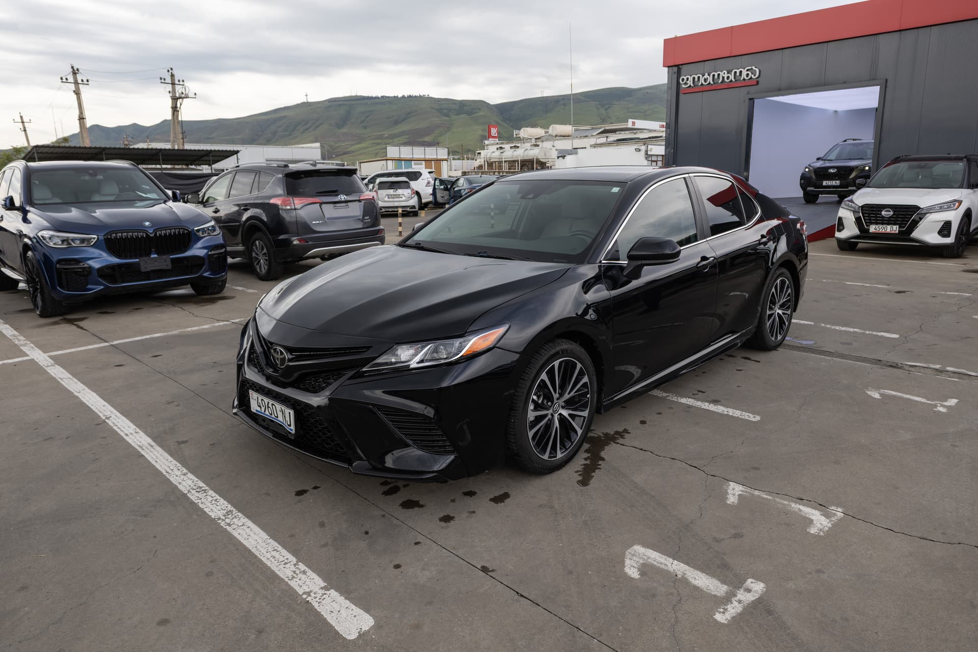 TOYOTA Camry 2019 - 1