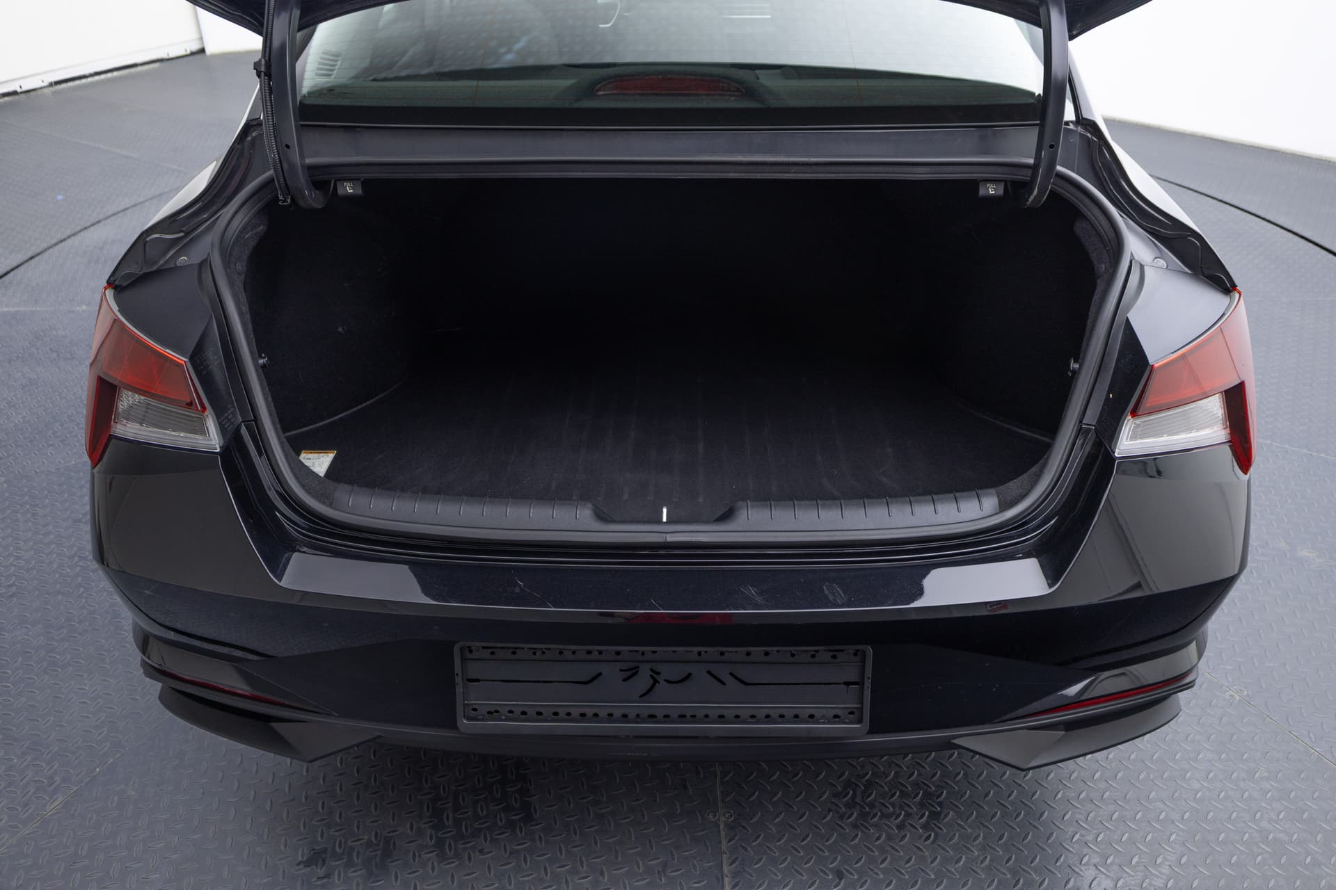 HYUNDAI Elantra 2023 - 7