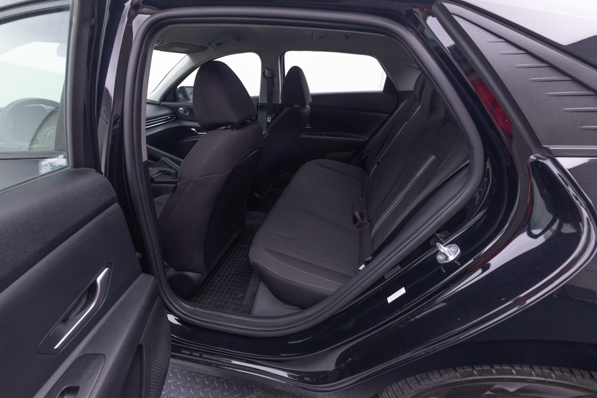 HYUNDAI Elantra 2023 - 8
