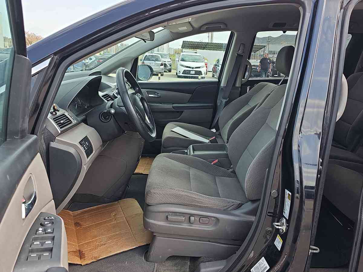 HONDA Odyssey 2015 - 10