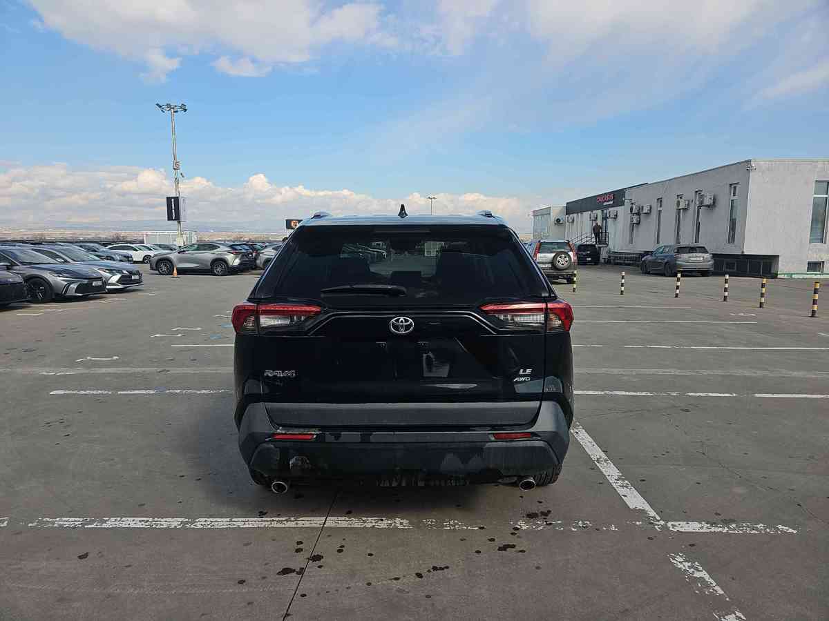 TOYOTA RAV4 2021 - 8