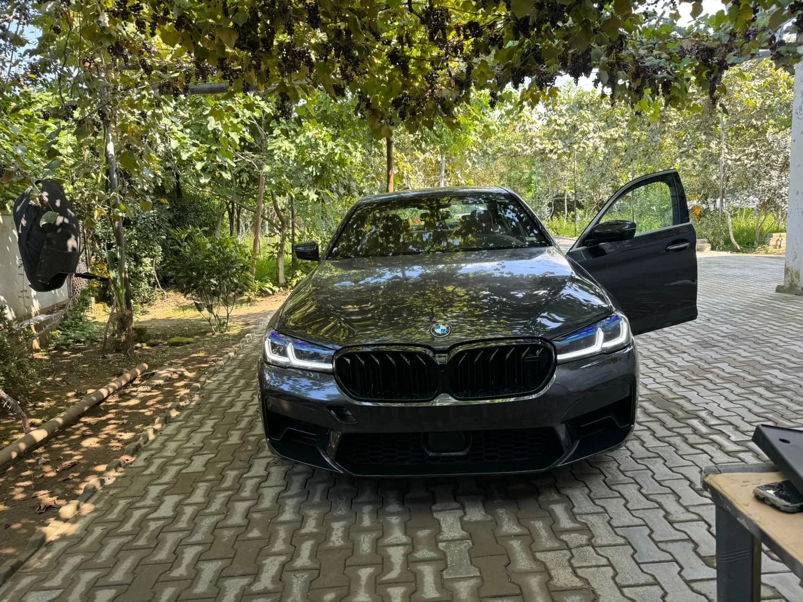BMW 5 Series 2018 - 9