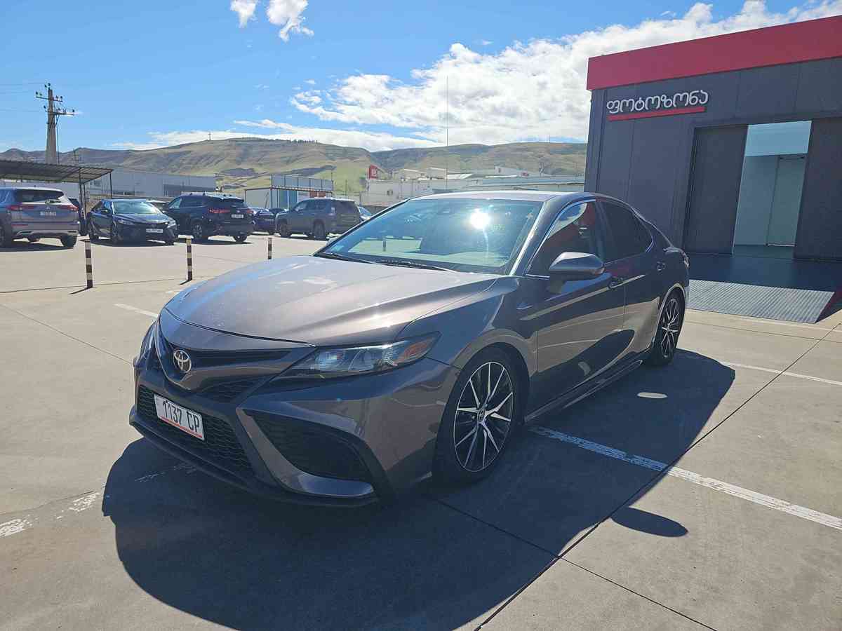 TOYOTA Camry 2021 - 1