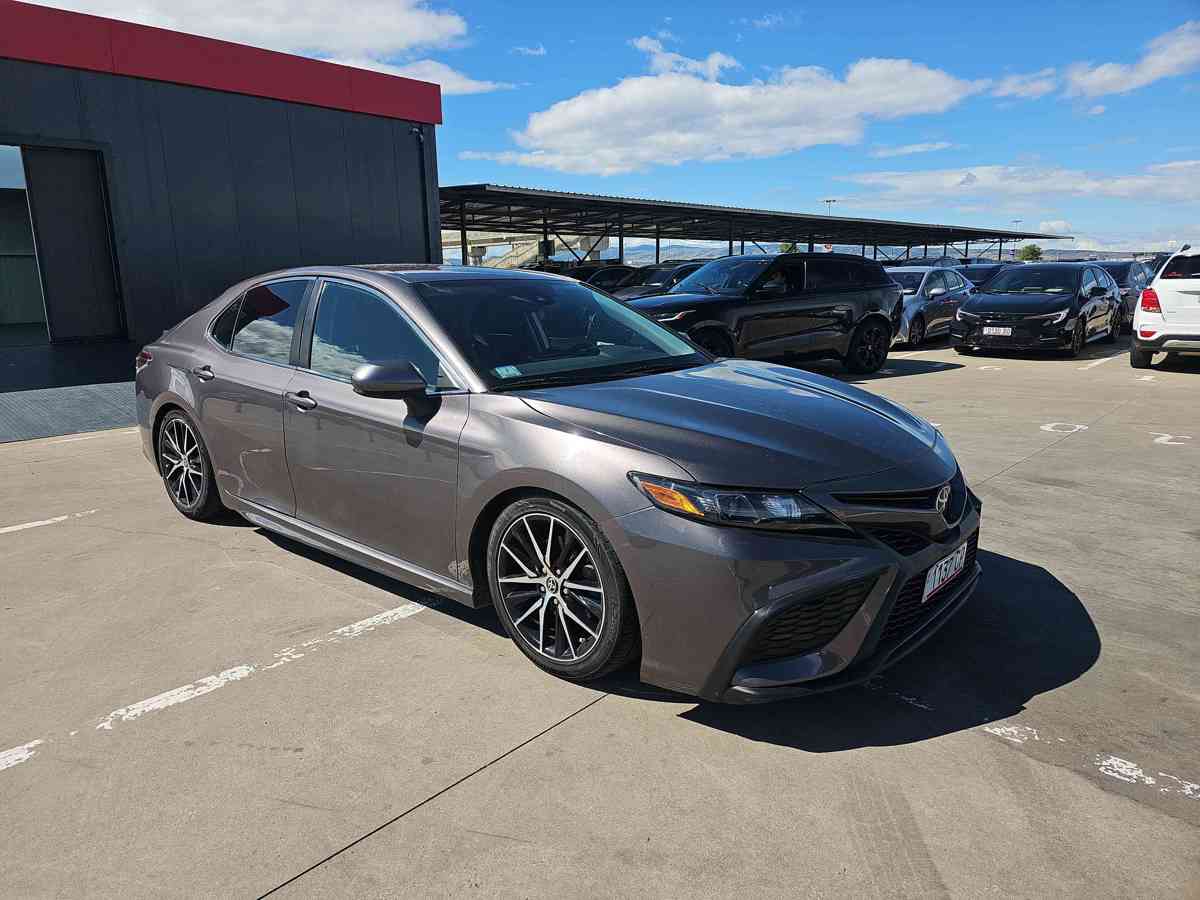 TOYOTA Camry 2021 - 3