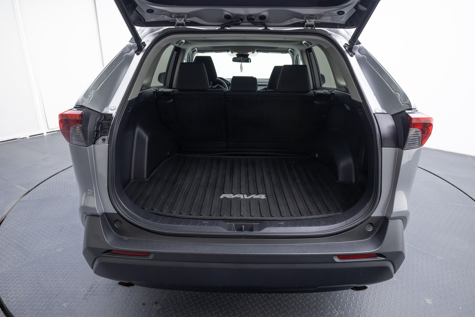 TOYOTA RAV4 2021 - 7