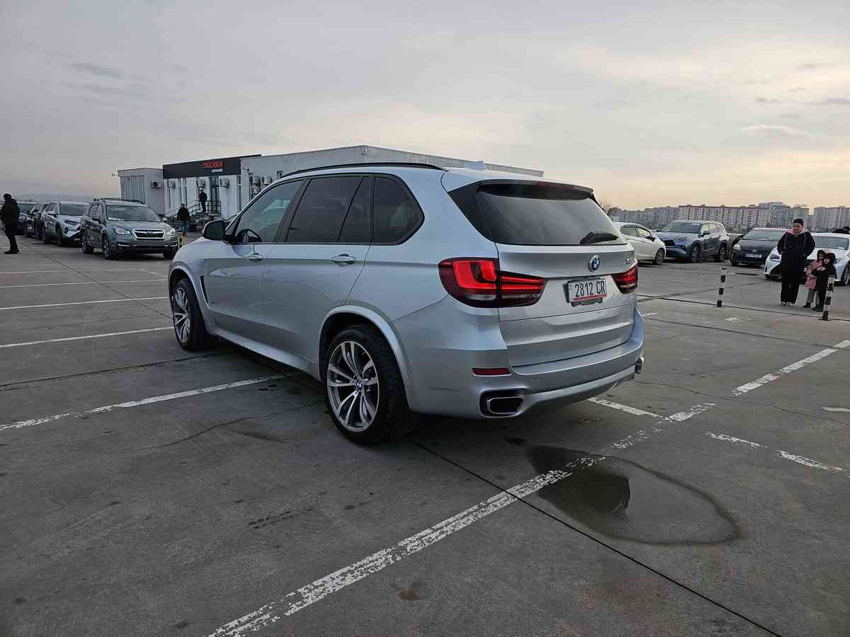 BMW X5 2015 - 6