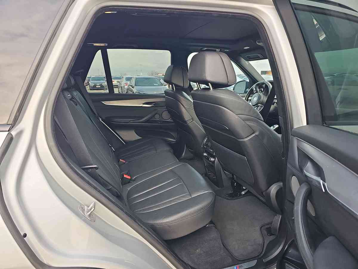 BMW X5 2015 - 8