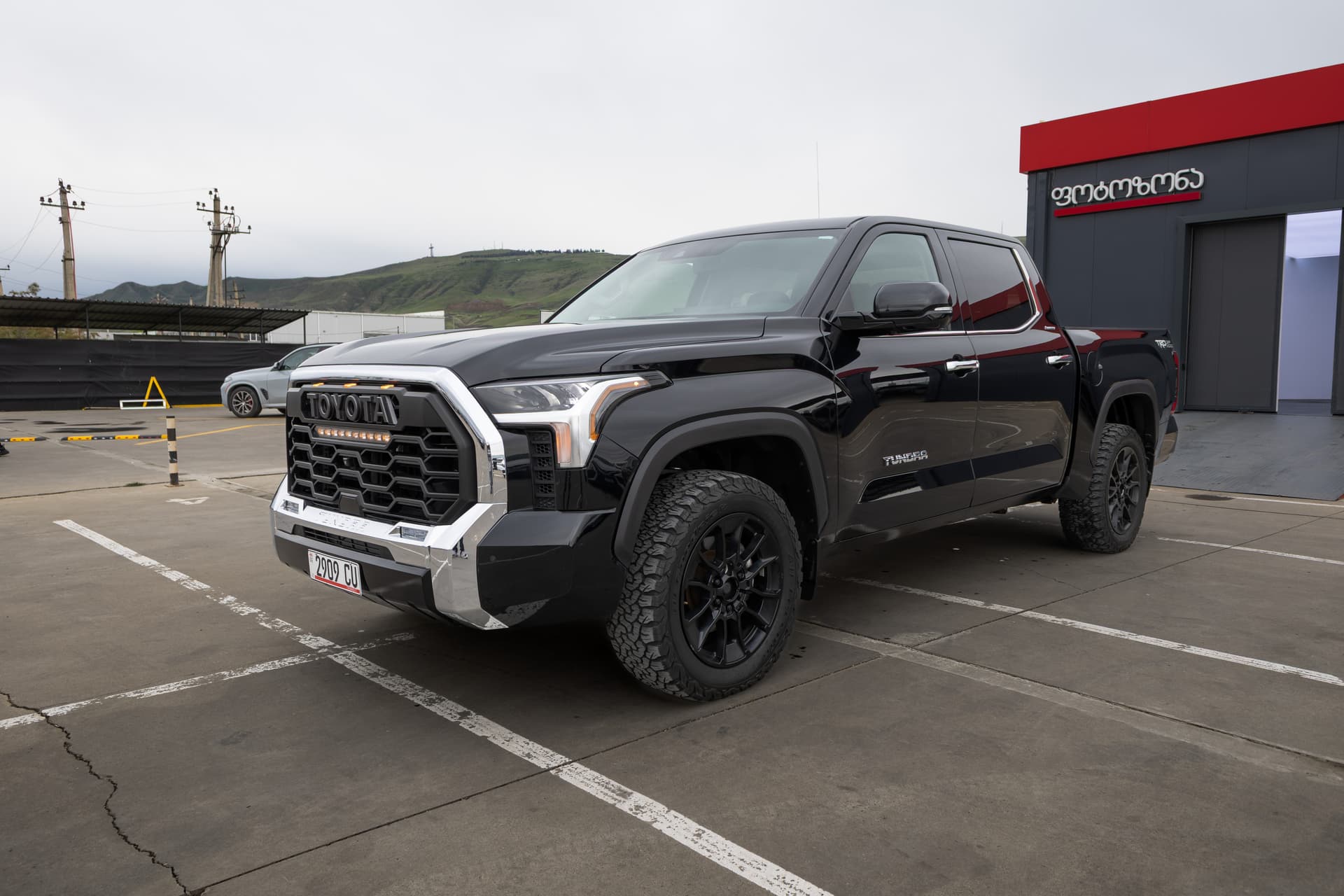 TOYOTA Tundra 2022 - 1