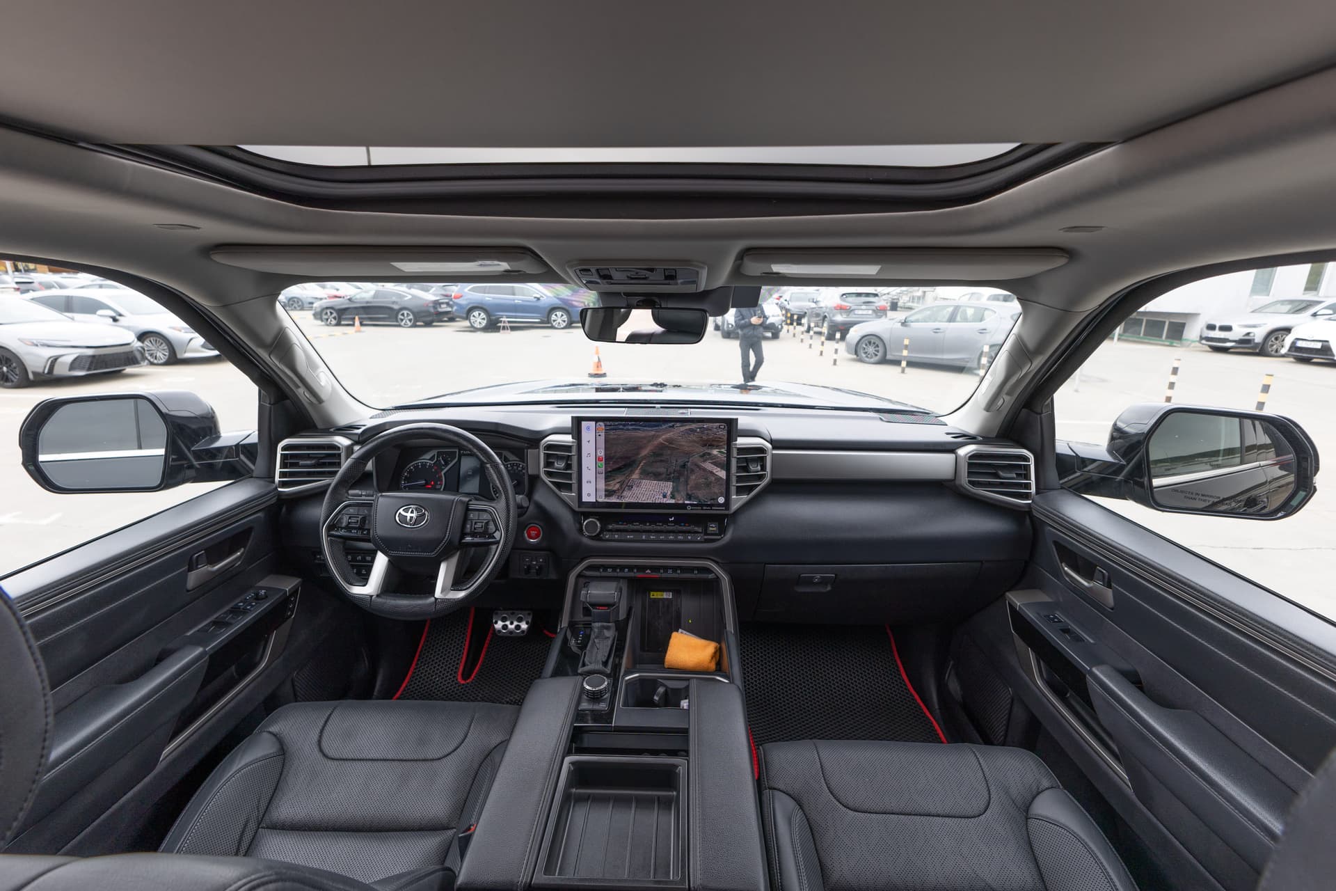 TOYOTA Tundra 2022 - 9