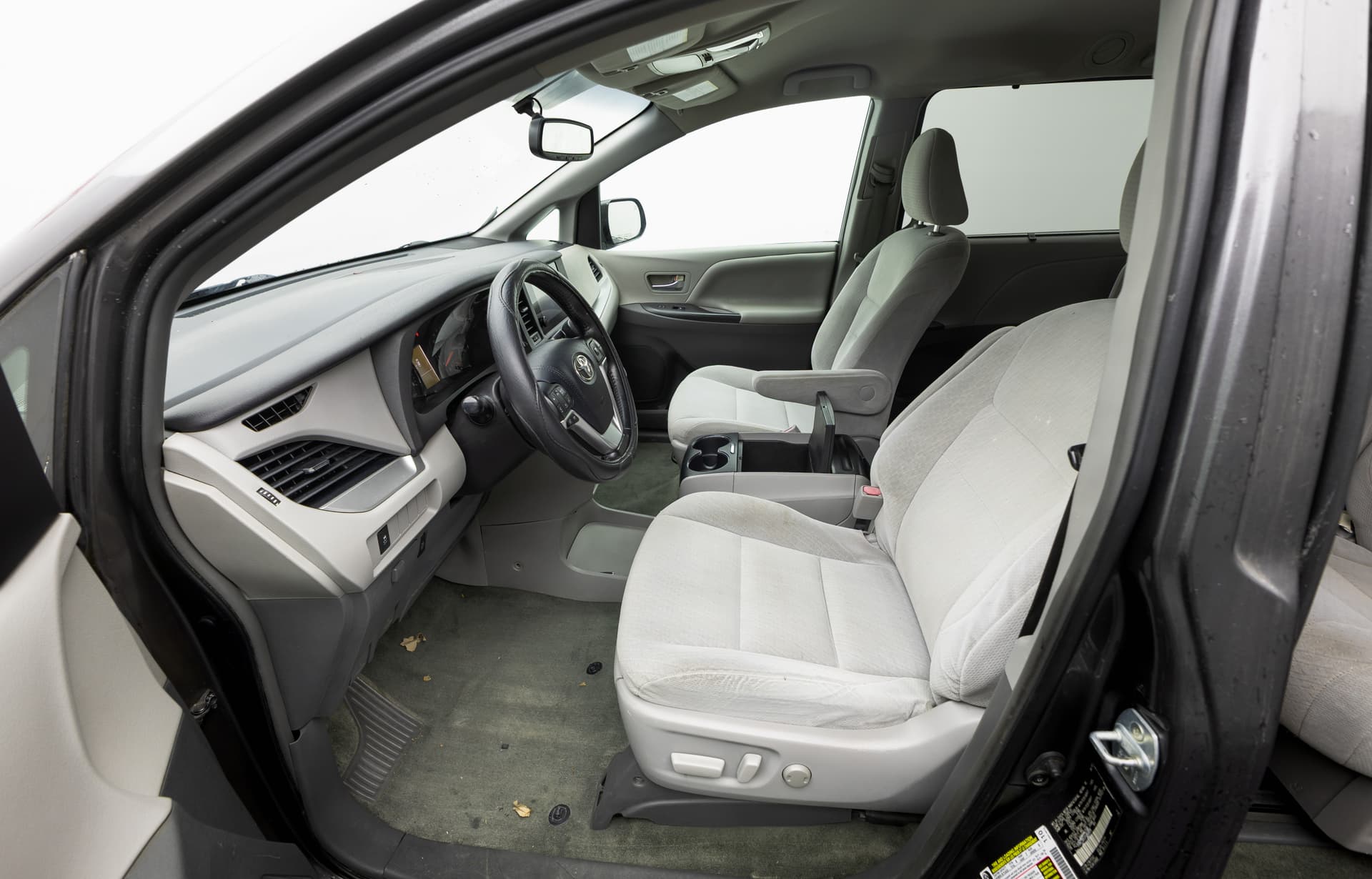 TOYOTA Sienna 2015 - 4