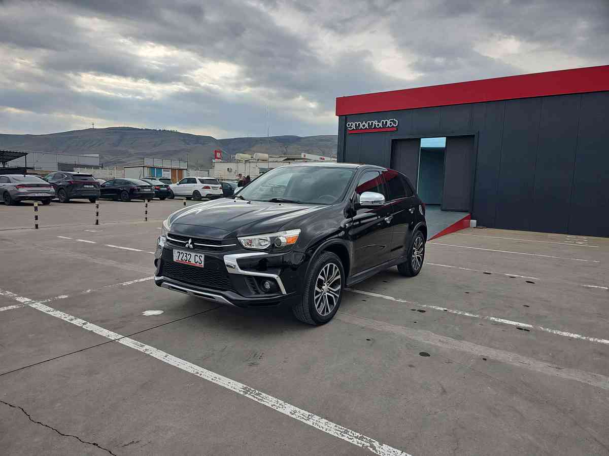 MITSUBISHI Outlander Sport 2019 - 1
