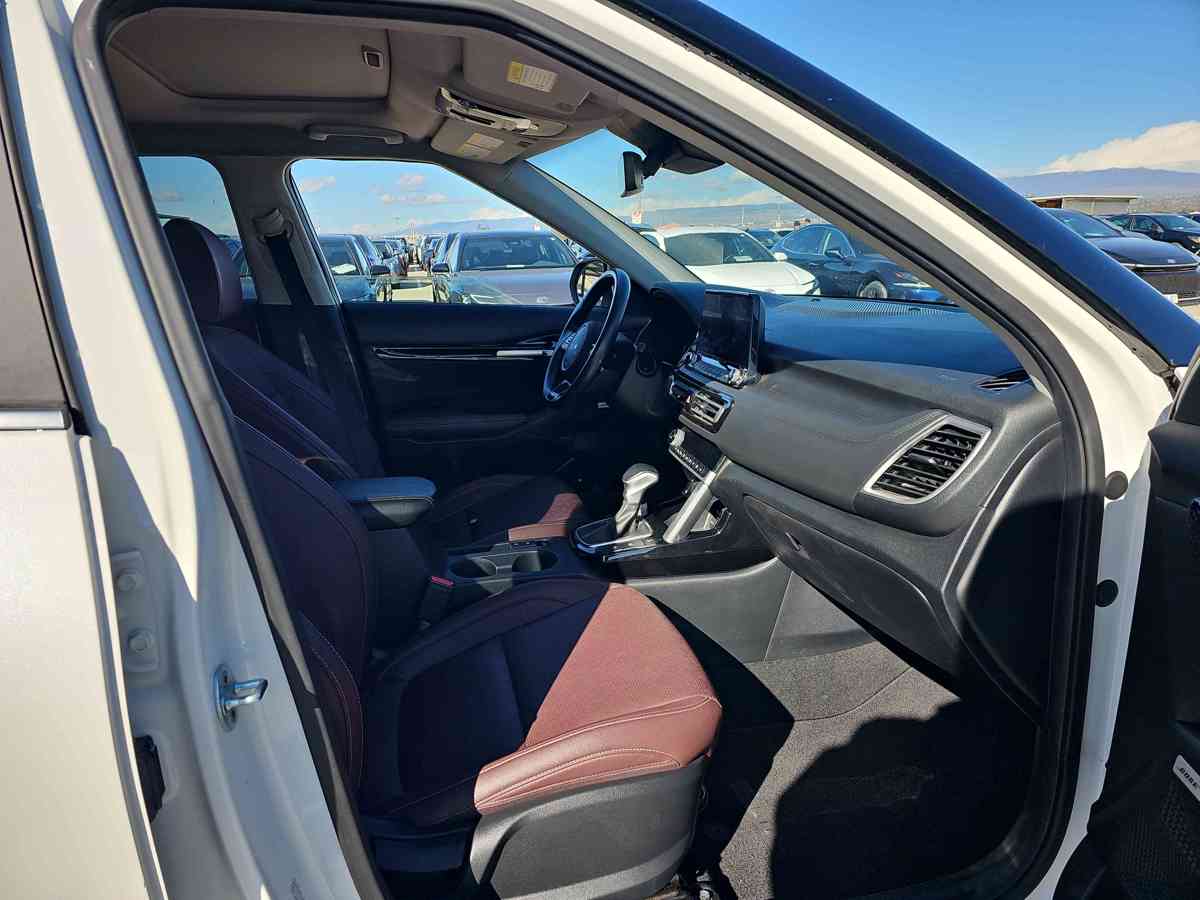 KIA Seltos 2023 - 9