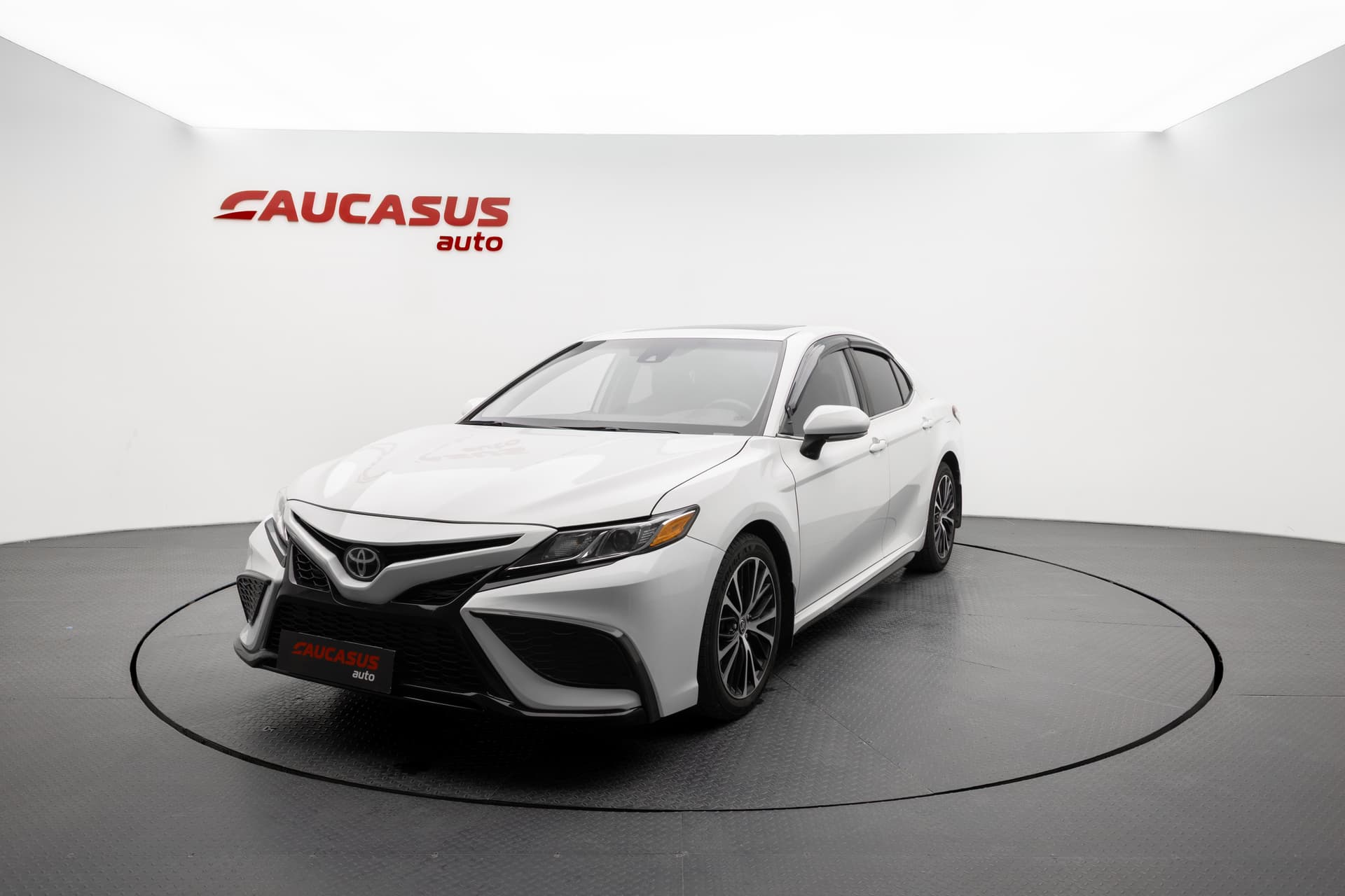 TOYOTA Camry 2020 - 1