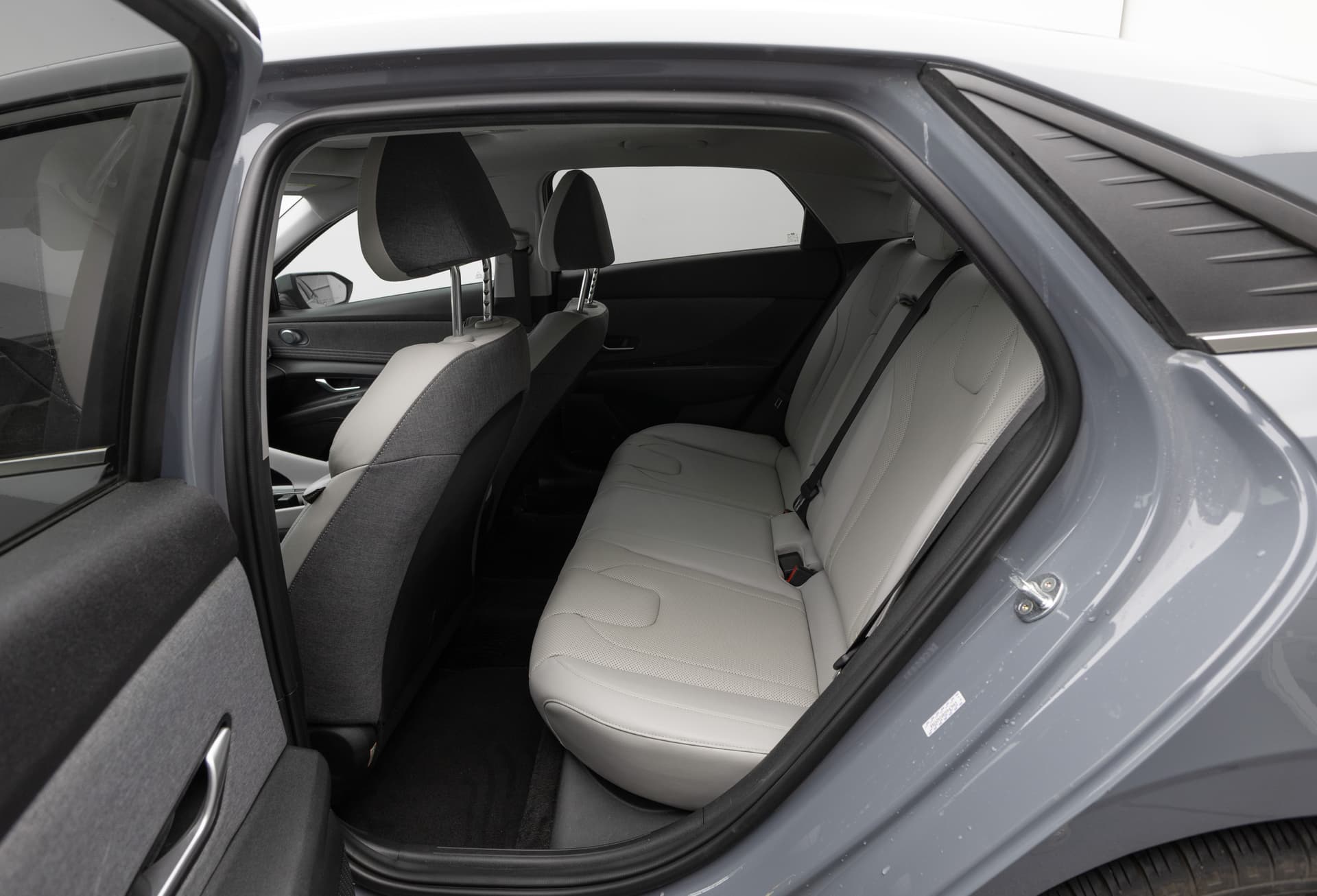 HYUNDAI Elantra 2023 - 8