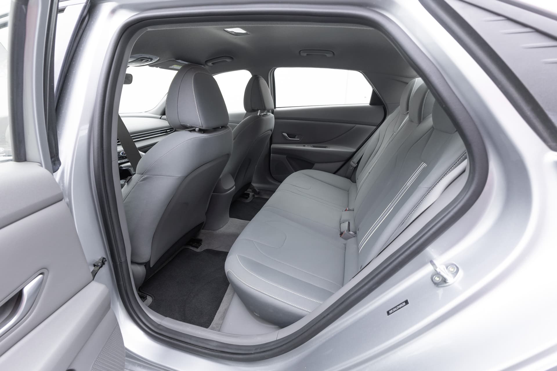 HYUNDAI Elantra 2023 - 8
